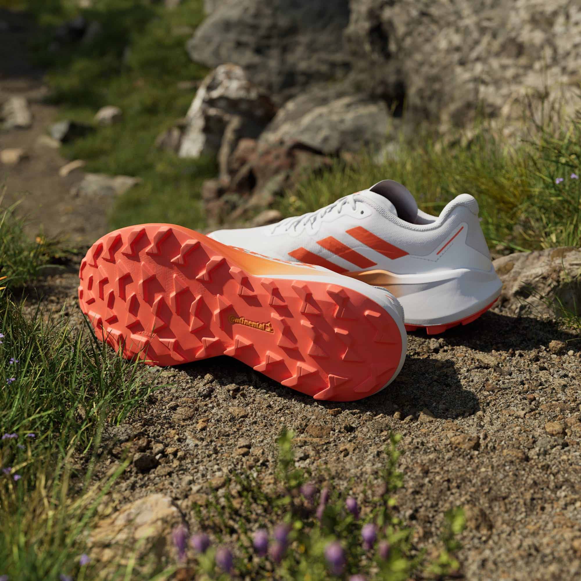 Terrex Agravic 3 Dame Cloud White/Semi Impact Orange/Dash Grey