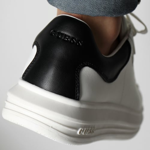 Baskets FM5VIBELE12 White Black