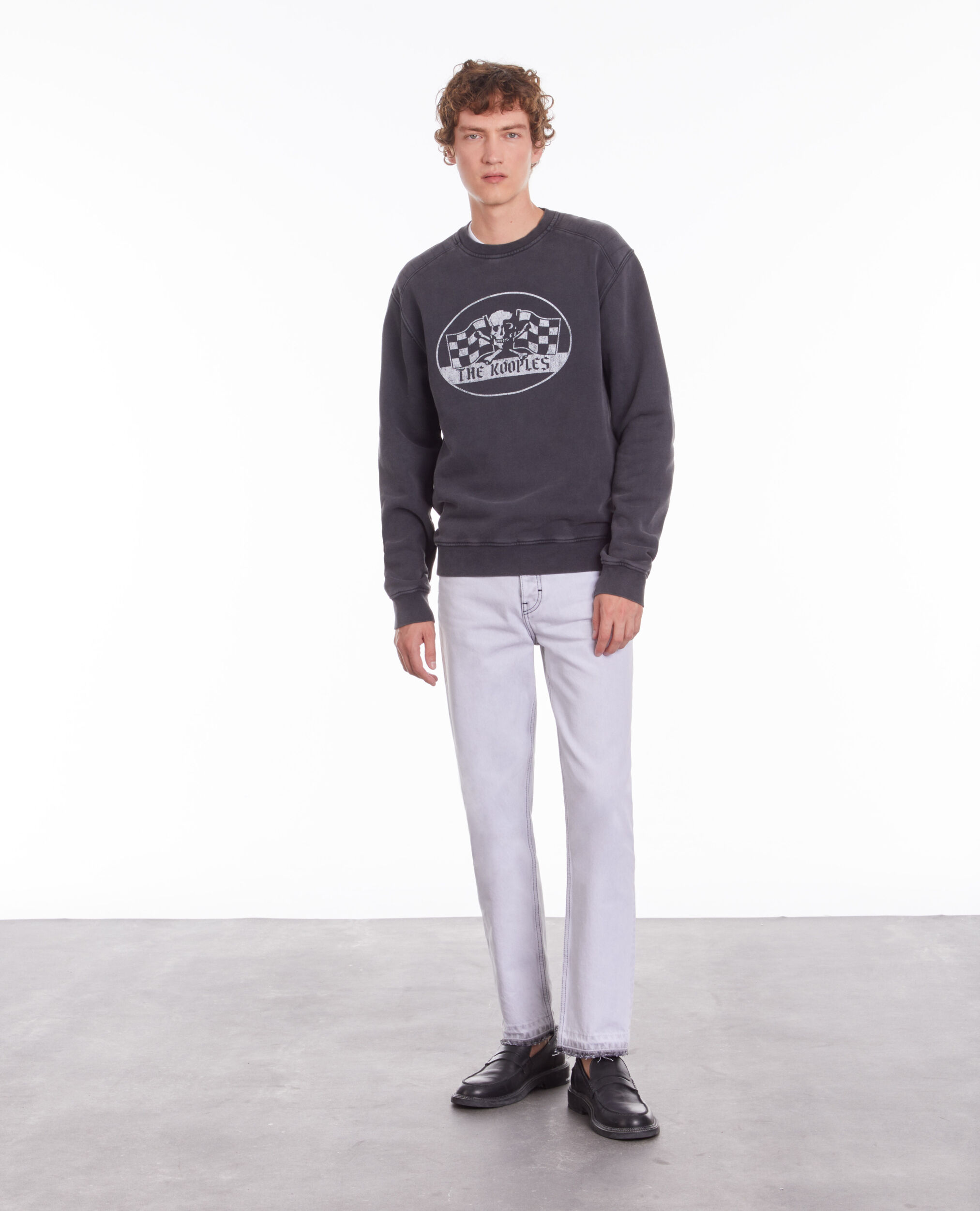Sweatshirt noir avec sérigraphie Racing skull