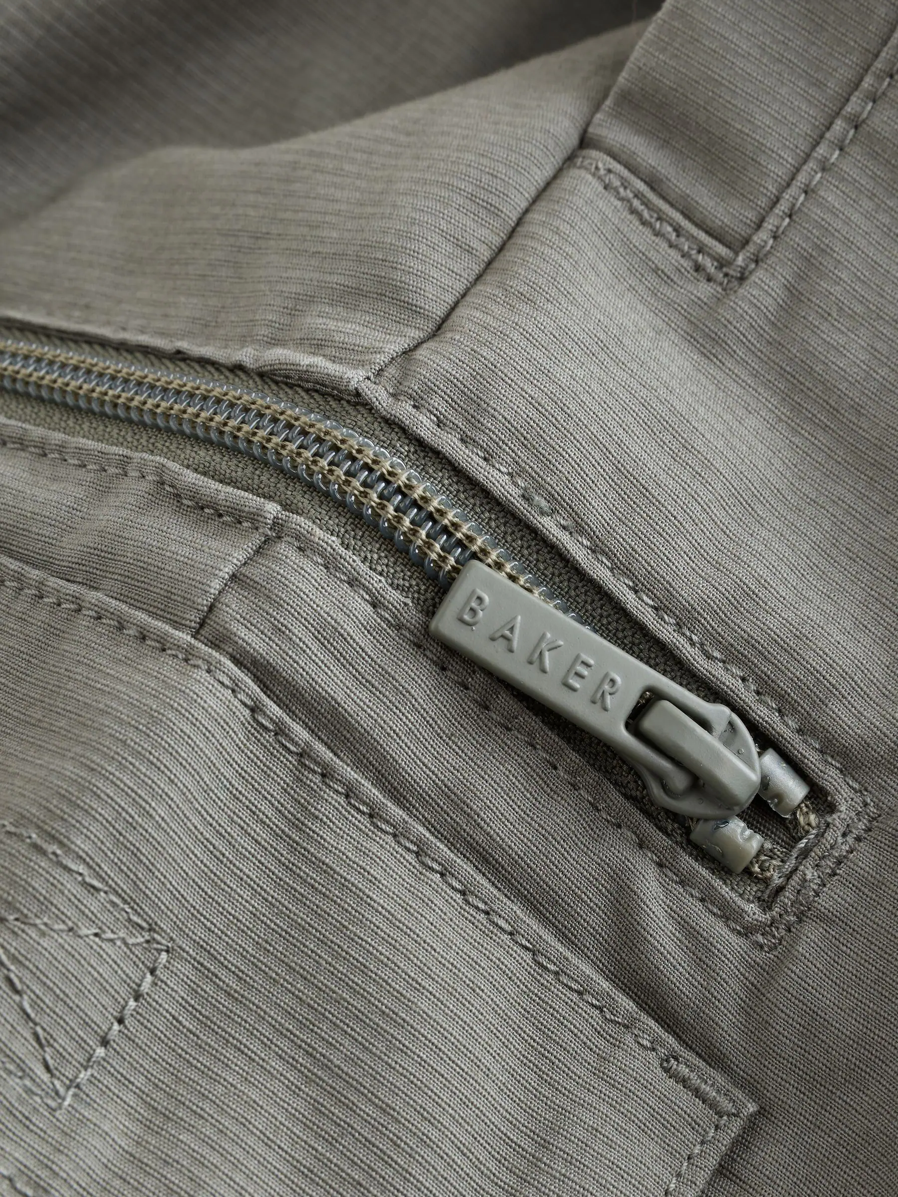 Kakigroen - Baker by Ted Baker - Cargobroek