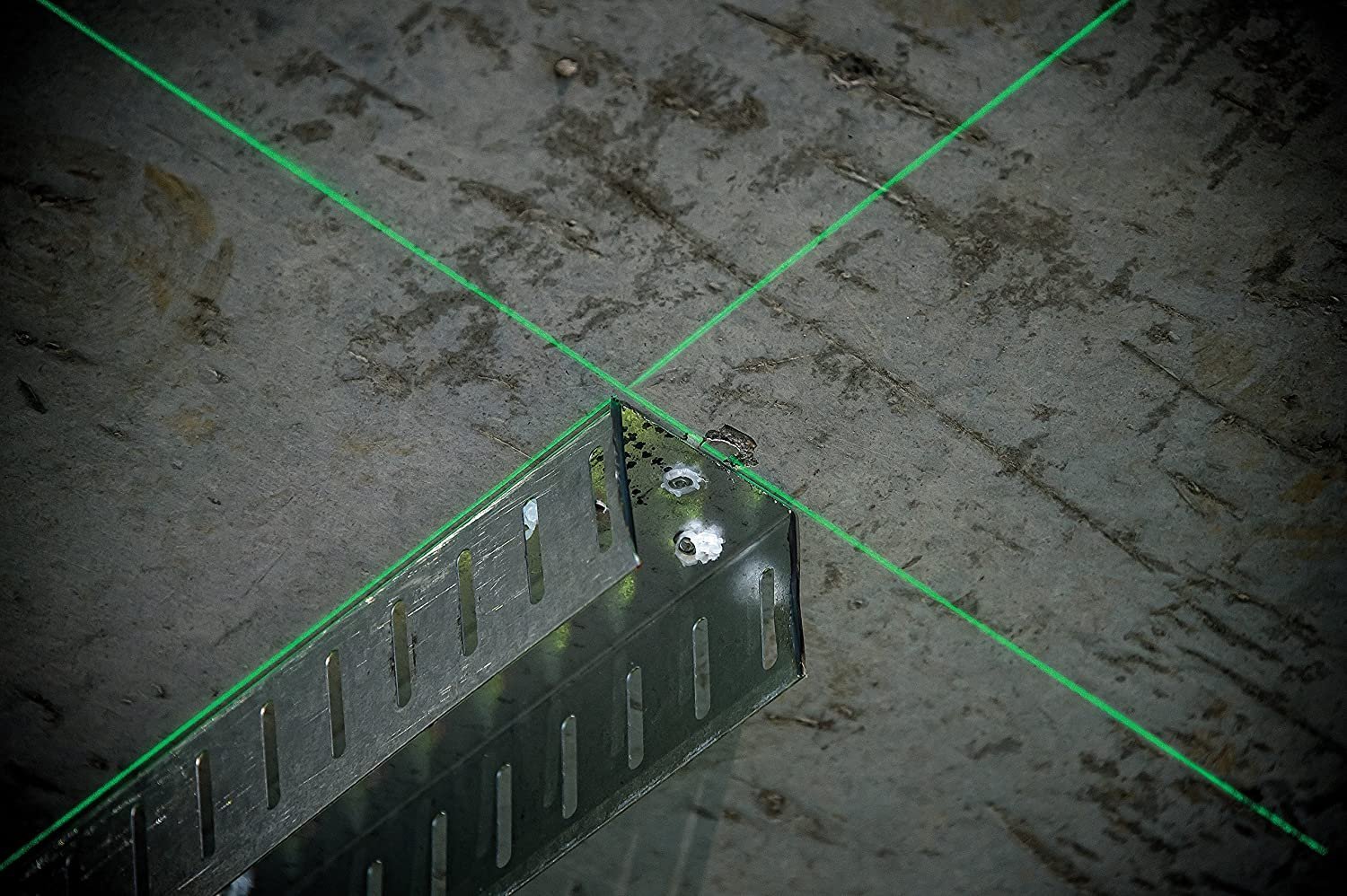 DEWALT 12V MAX LINE LASER, 3 X 360, GREEN (DW089LG)