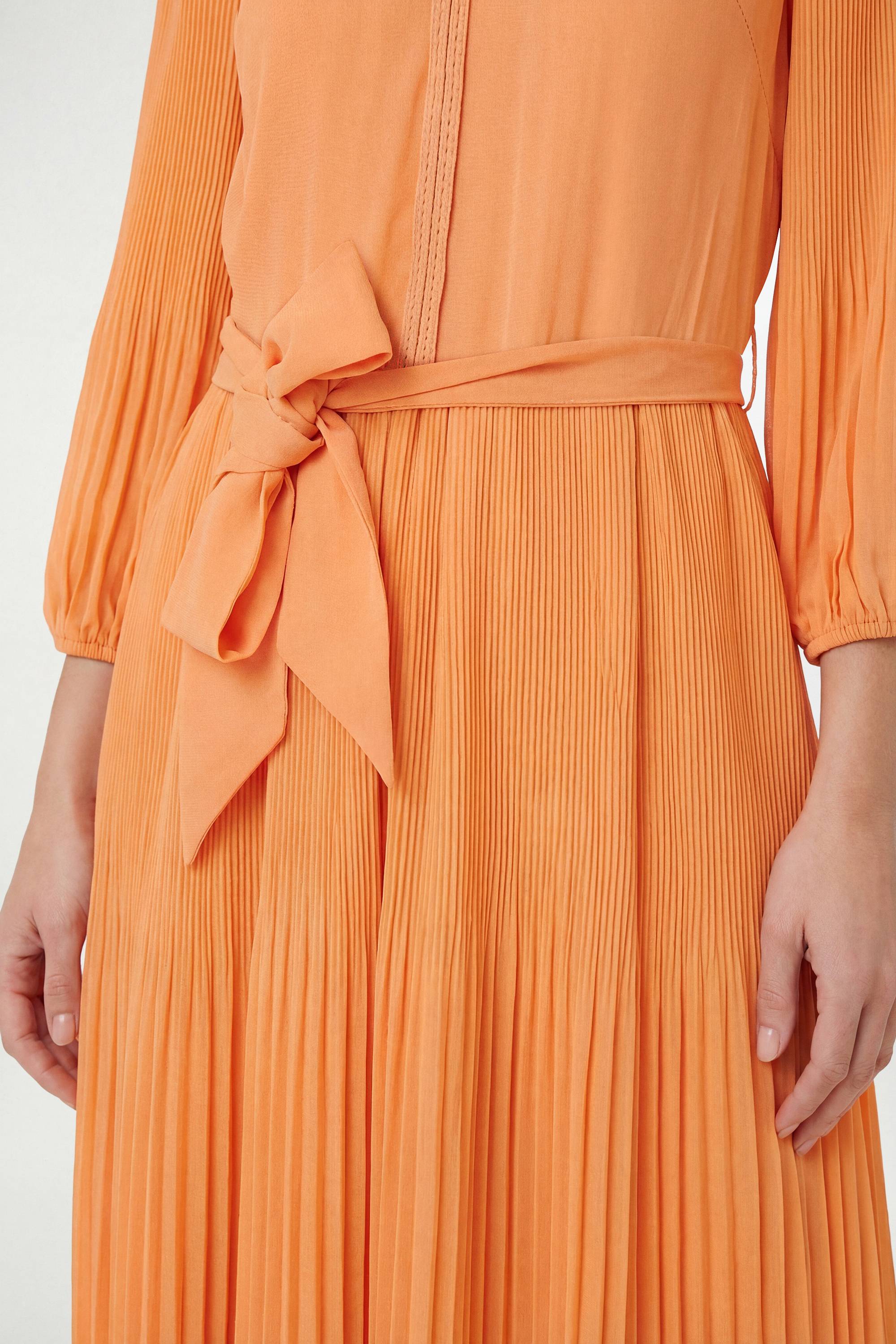 Wallis Robe Midi Plissée En Mousseline Avec Détail Tressé Petite Taille