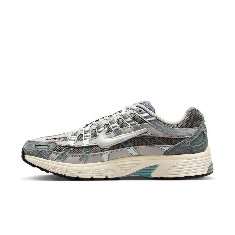 Nike Chaussures P-6000 - Gris/Blanc/Gris