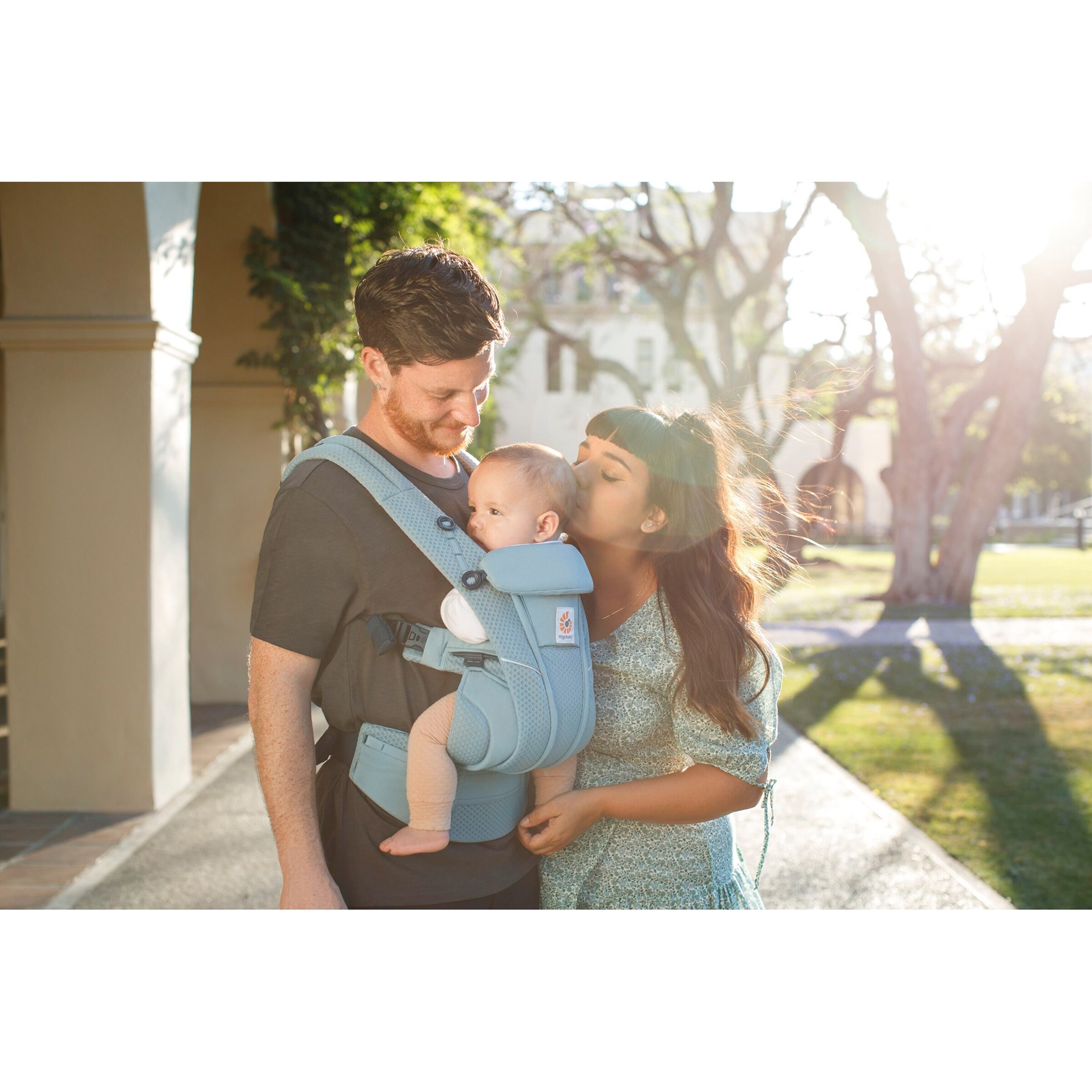 Ergobaby® - Omni Breeze Babytrage, 4 Tragepositionen slate blue