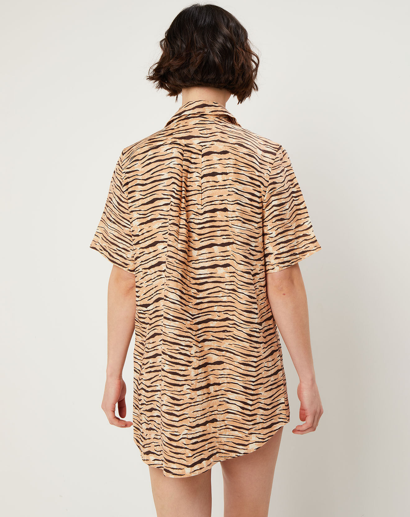 Faithfull the Brand Grande chemise 100% Lin Charlita imprimé animal beige/marron