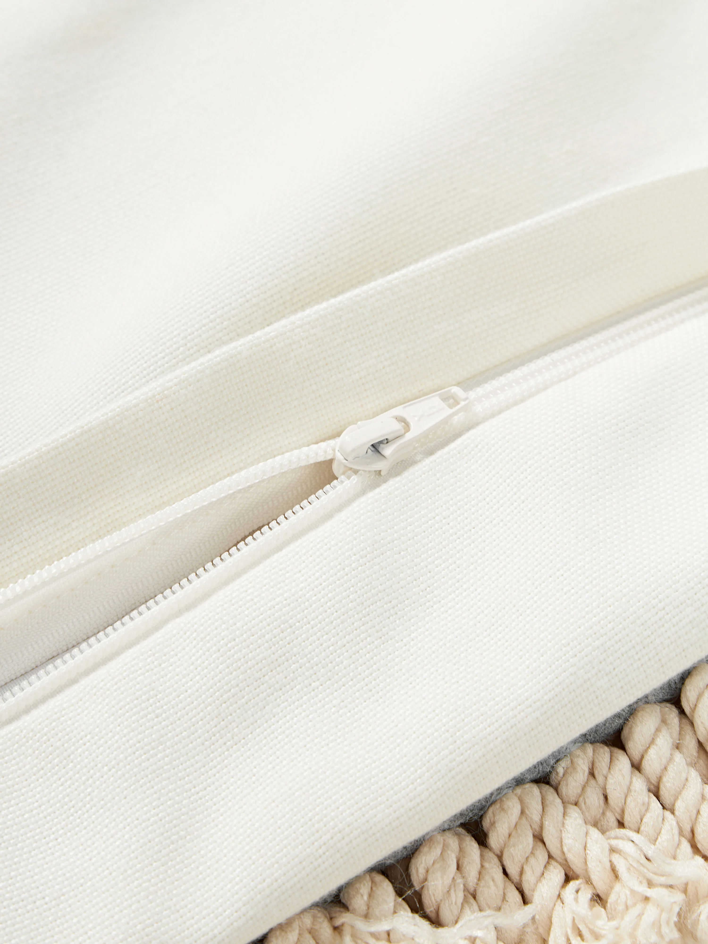 Handgetufte outdoor kussenhoes Luella