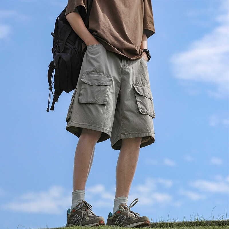 Fushet - Mid Rise Plain Cargo Shorts
