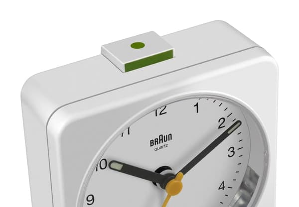 Braun vekkerklokke uten tikking. Med snooze og lys BC03W