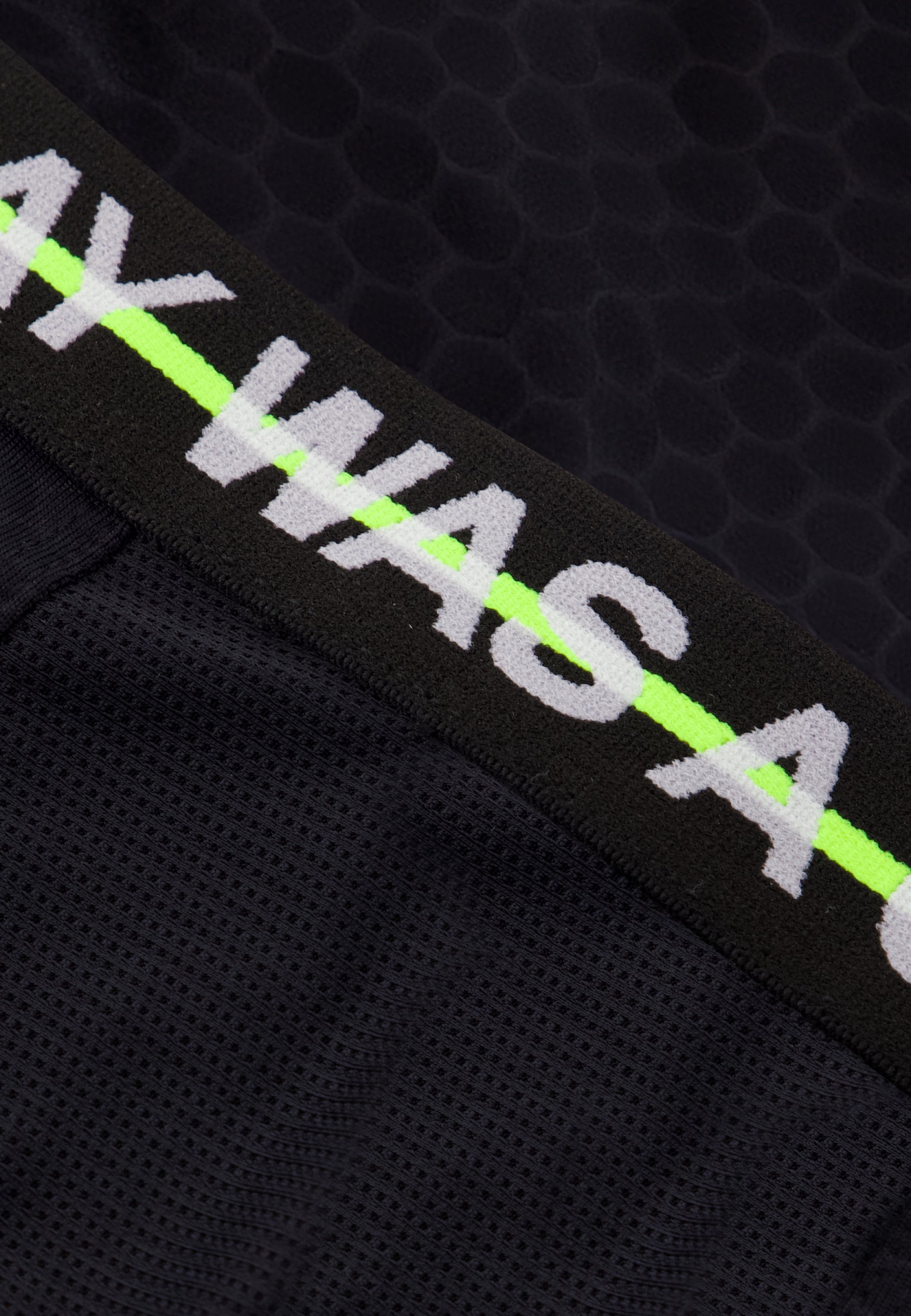 Slip en polyamide-Mike Training Noir Fluo