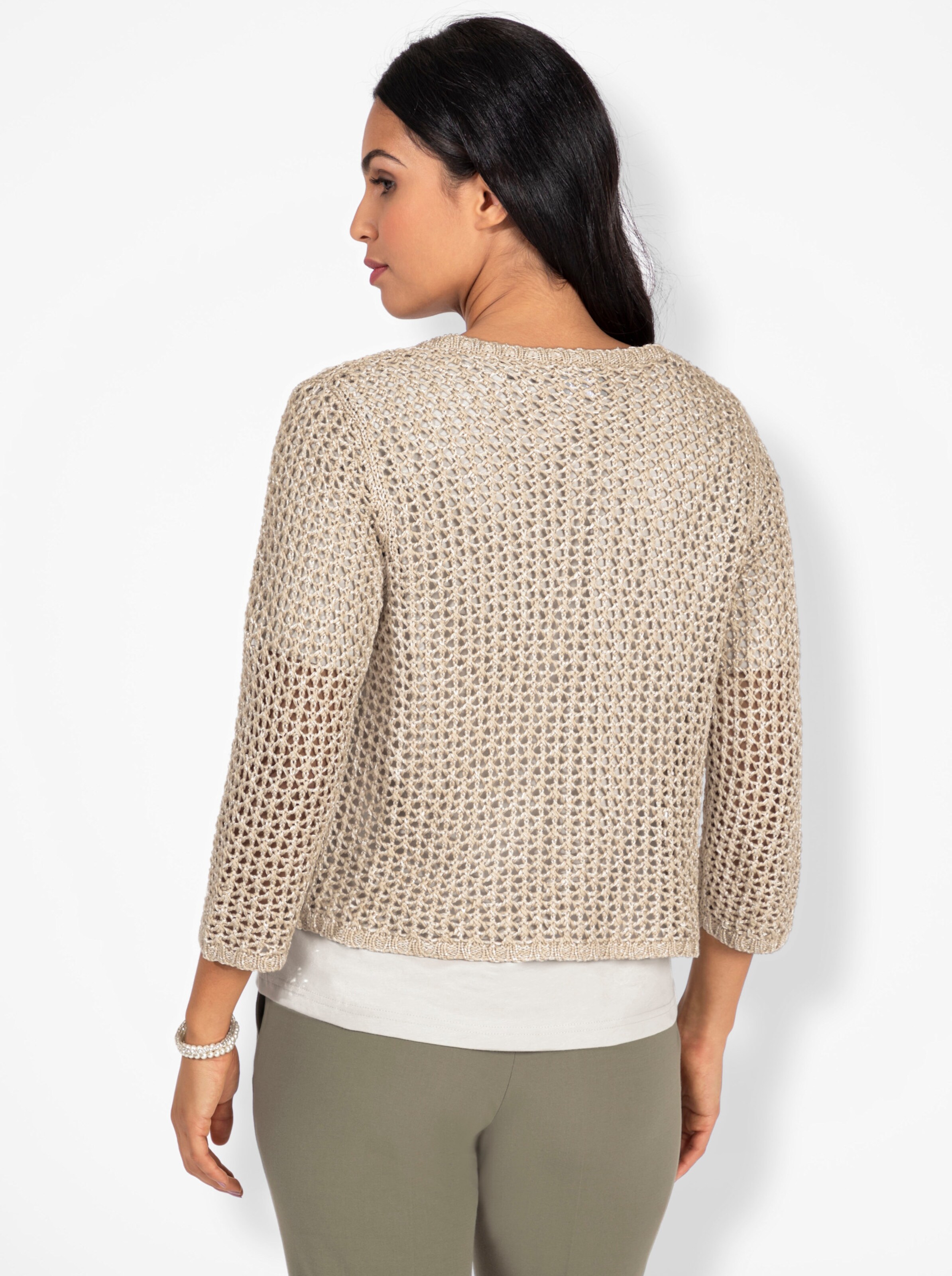 Bolero in sand