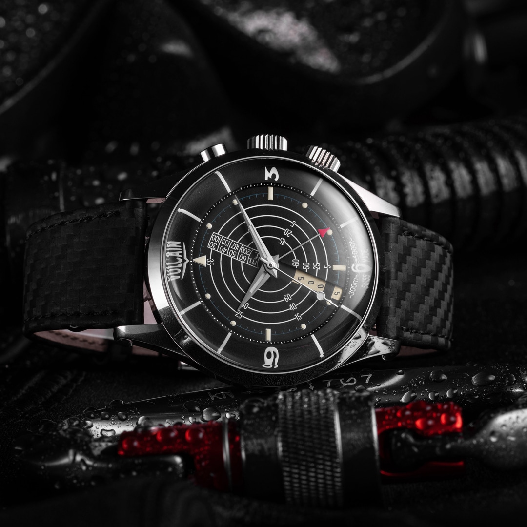 Vulcain Nautical Heritage Cricket Black & White Sapphire 42mm