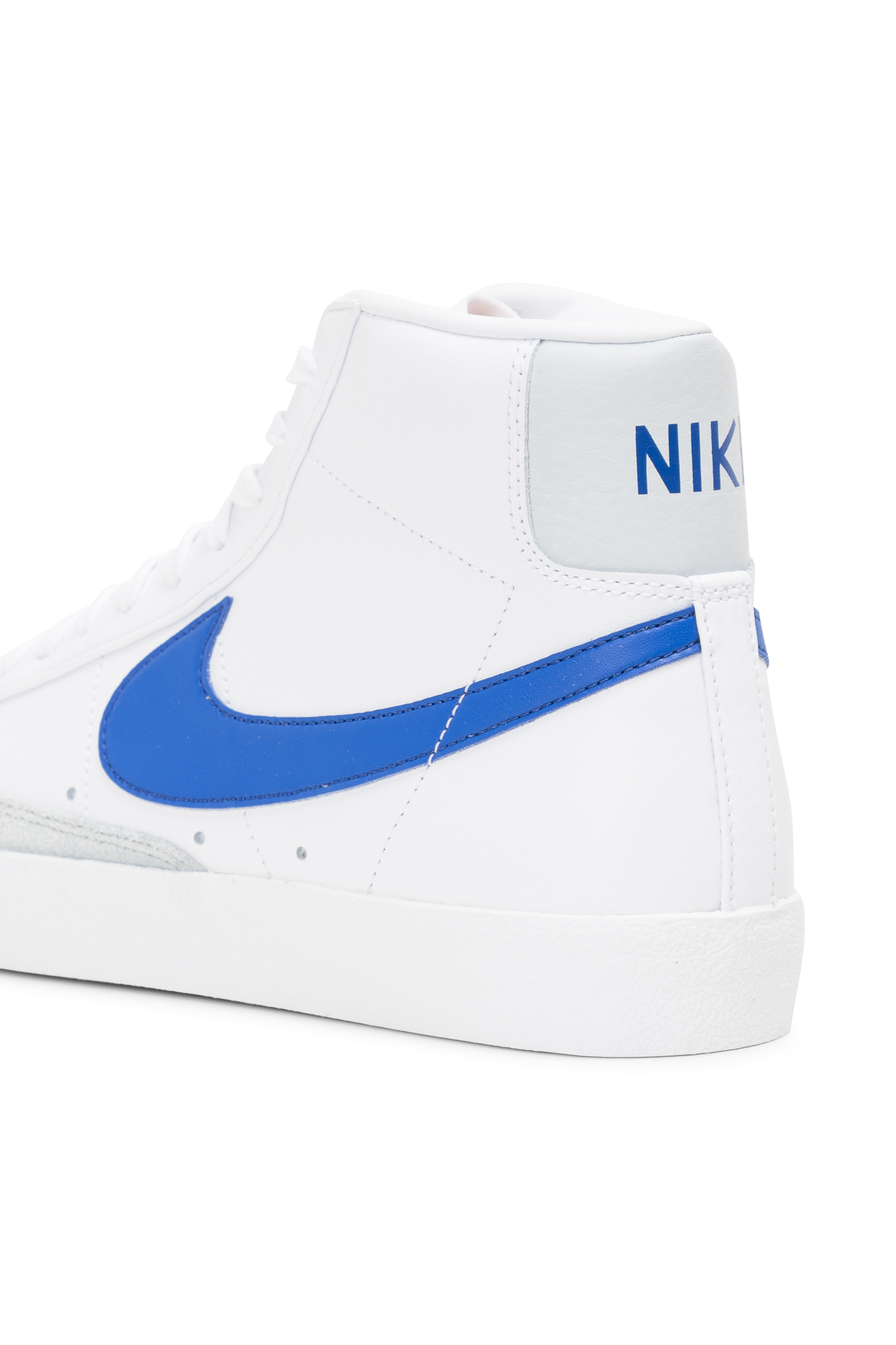 NIKE Baskets montantes BLAZER MID 77 Blanc