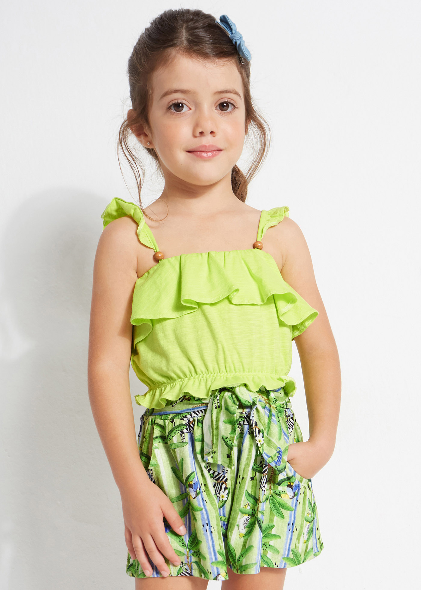 Conjunto de duas peças com shorts estampados para meninas