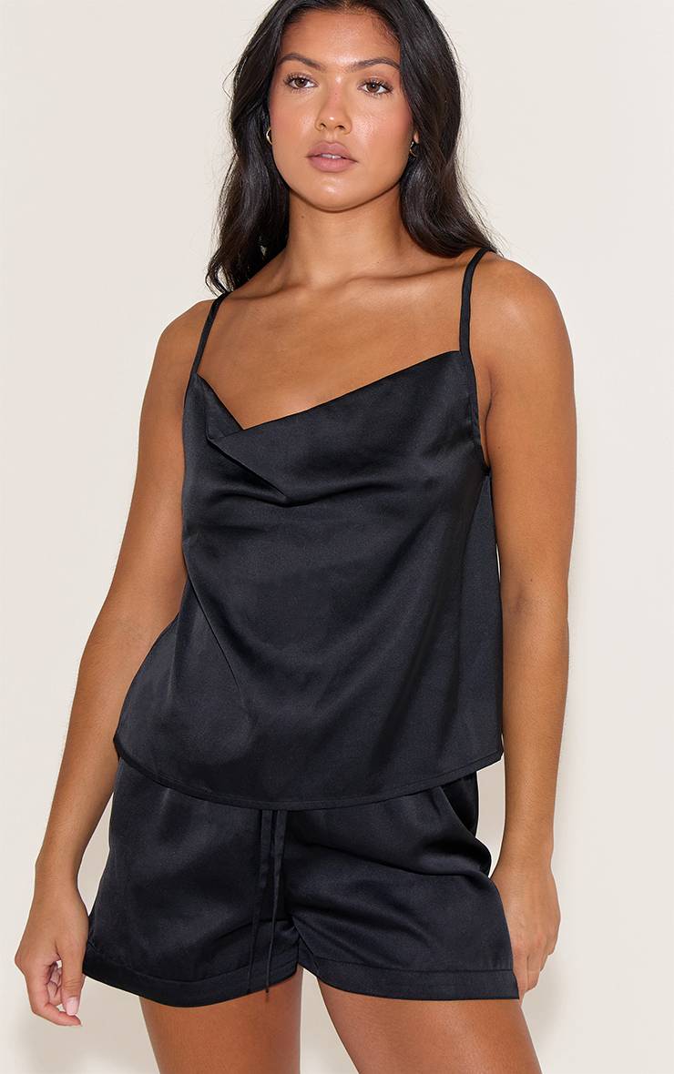 Noir Ensemble Pyjama Caraco Et Short En Satin