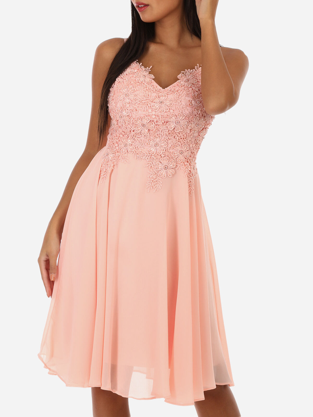 Robe patineuse à dentelle et perles- Rose