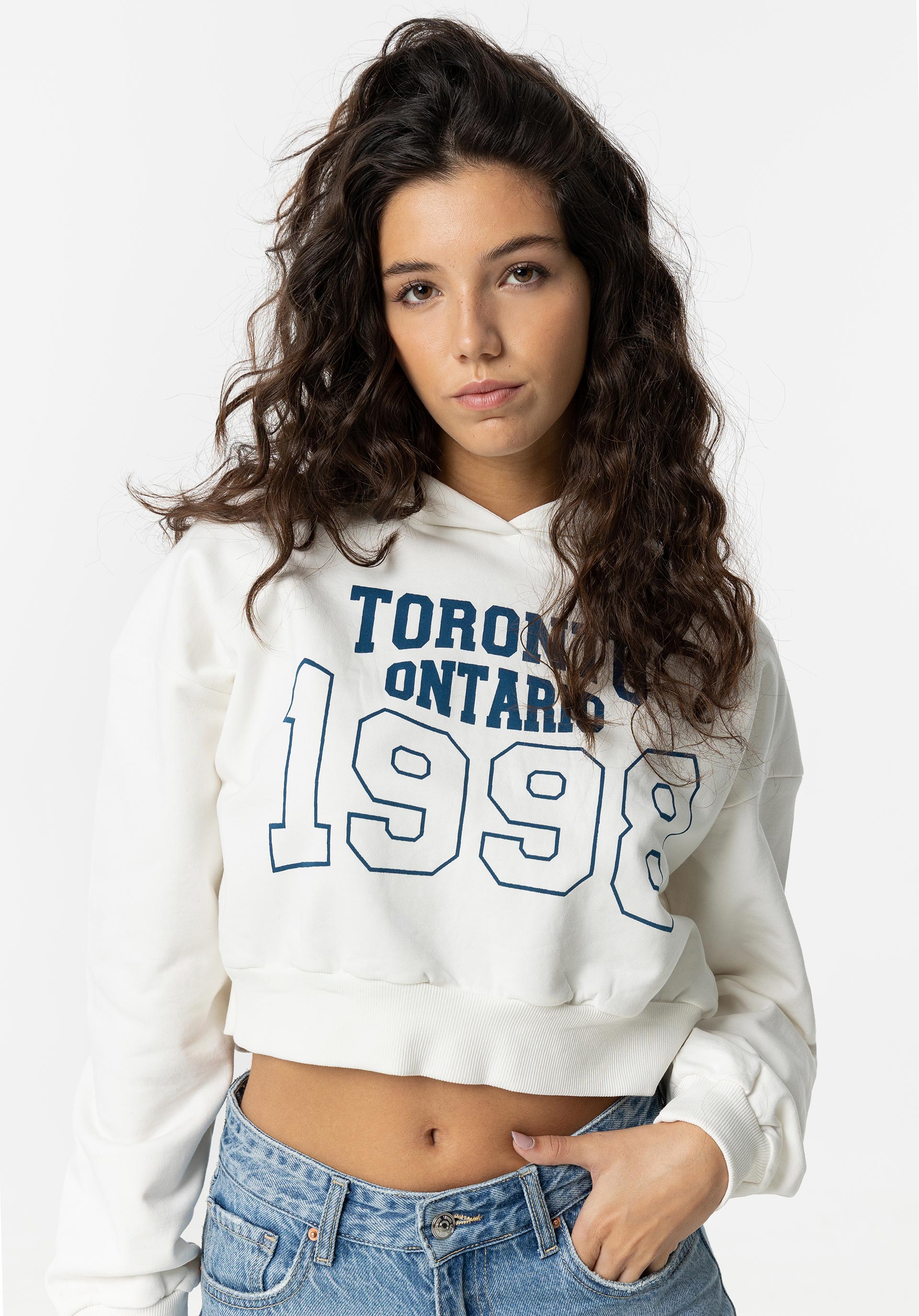 Hoodie com Texto Frontal