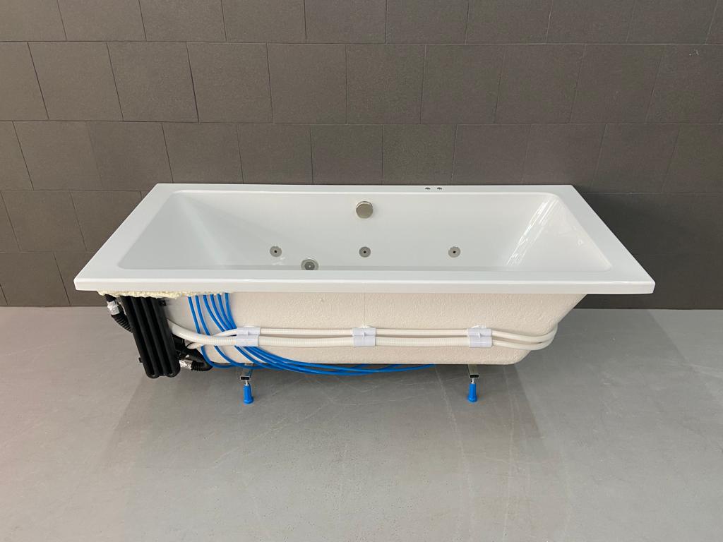 Lambini Designs Cube bubbelbad 170x75cm elektronisch 6 4 2 hydrojets en 12 aerojets RVS