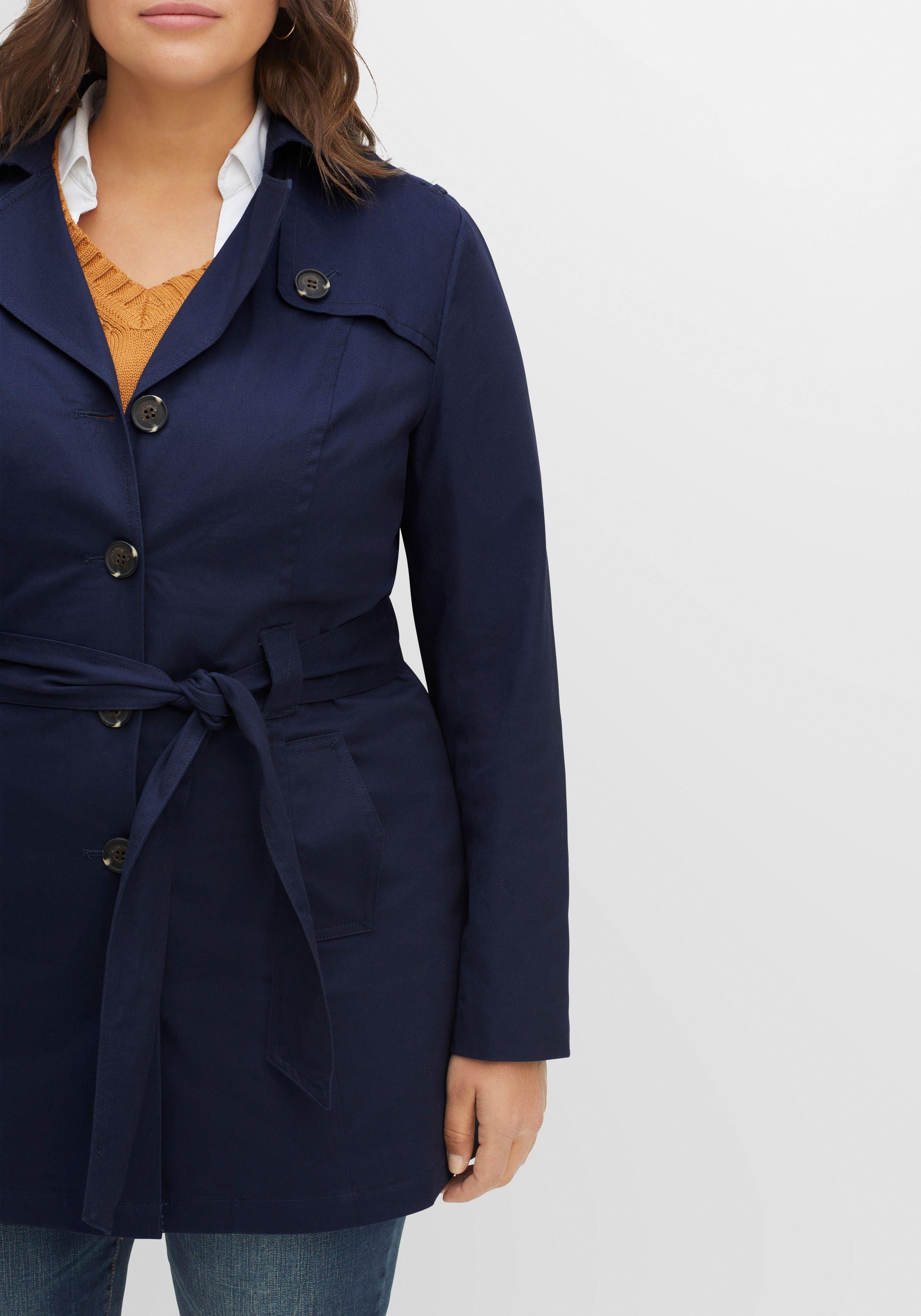 Trenchcoat in Kurzform