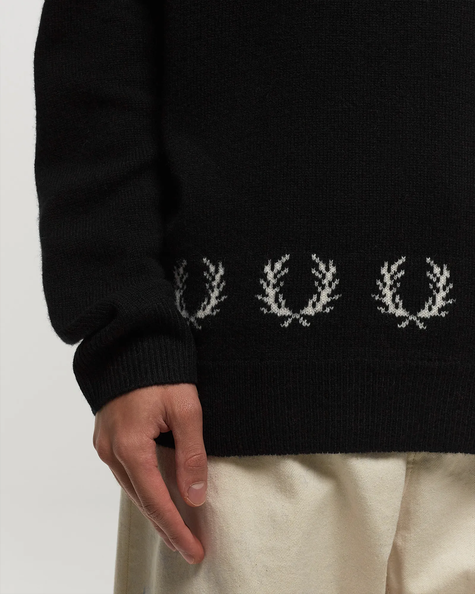 Fred Perry LAUREL WREATH TRIM KNIT SHIRT