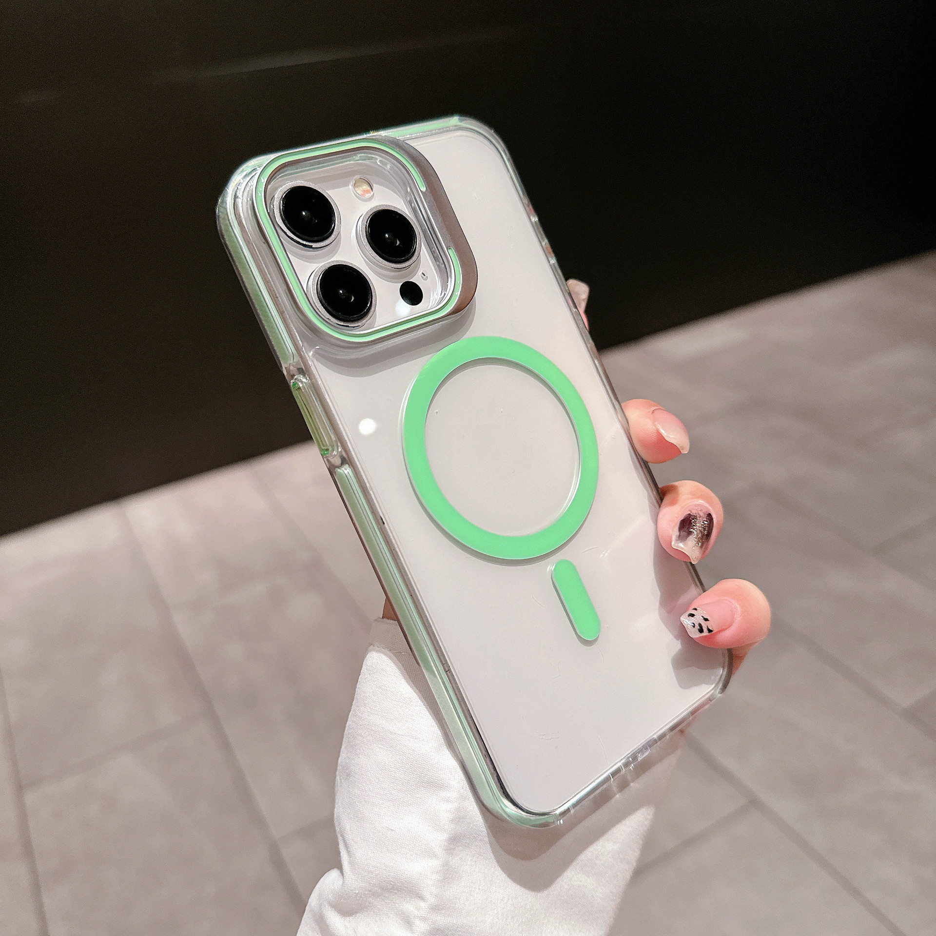 iPhone 15 Pro Max MagSafe Hybrid Hülle TPU Bumper Acryl Rückseite - Grün / Transparent