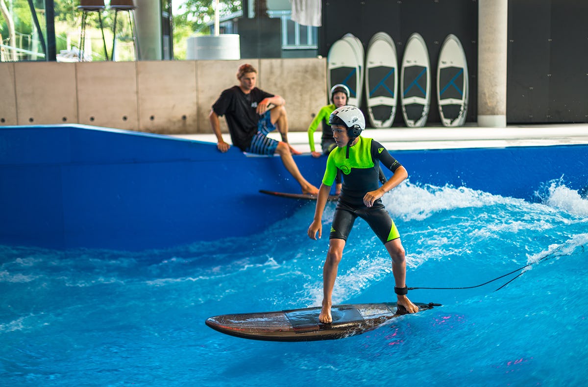 Indoor Surfen für Kinder - Arena München |mydays
