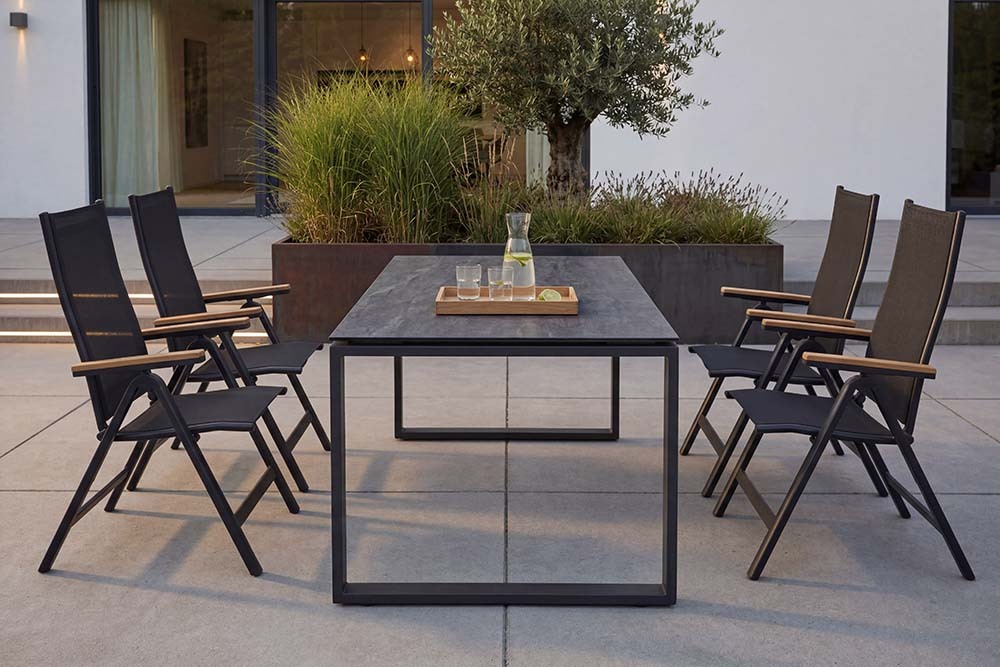 Moderner In- und Outdoor Esstisch FLOATING 210cm anthrazit Keramik Gartentisch wetterfest