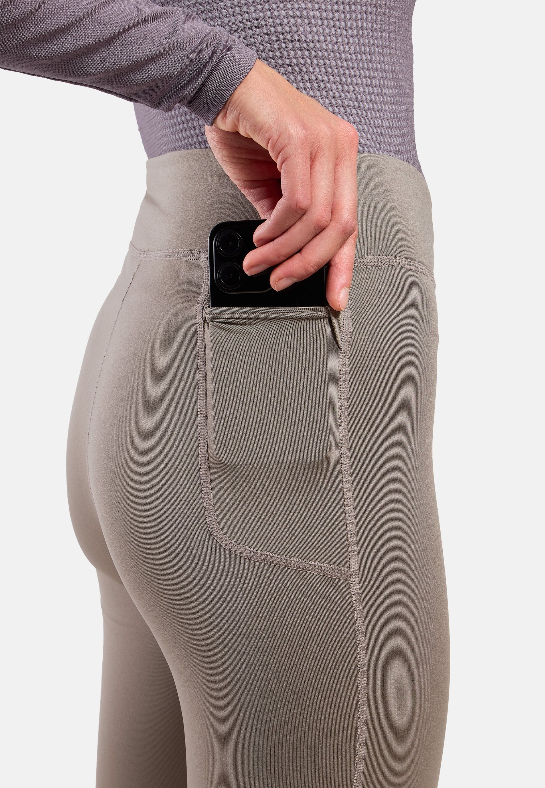 Essentials Lauftights in cinder