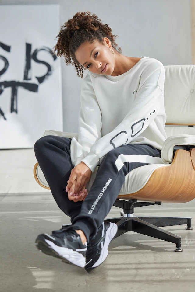 French Connection Sweatshirt , mit Schriftzug auf dem Rücken