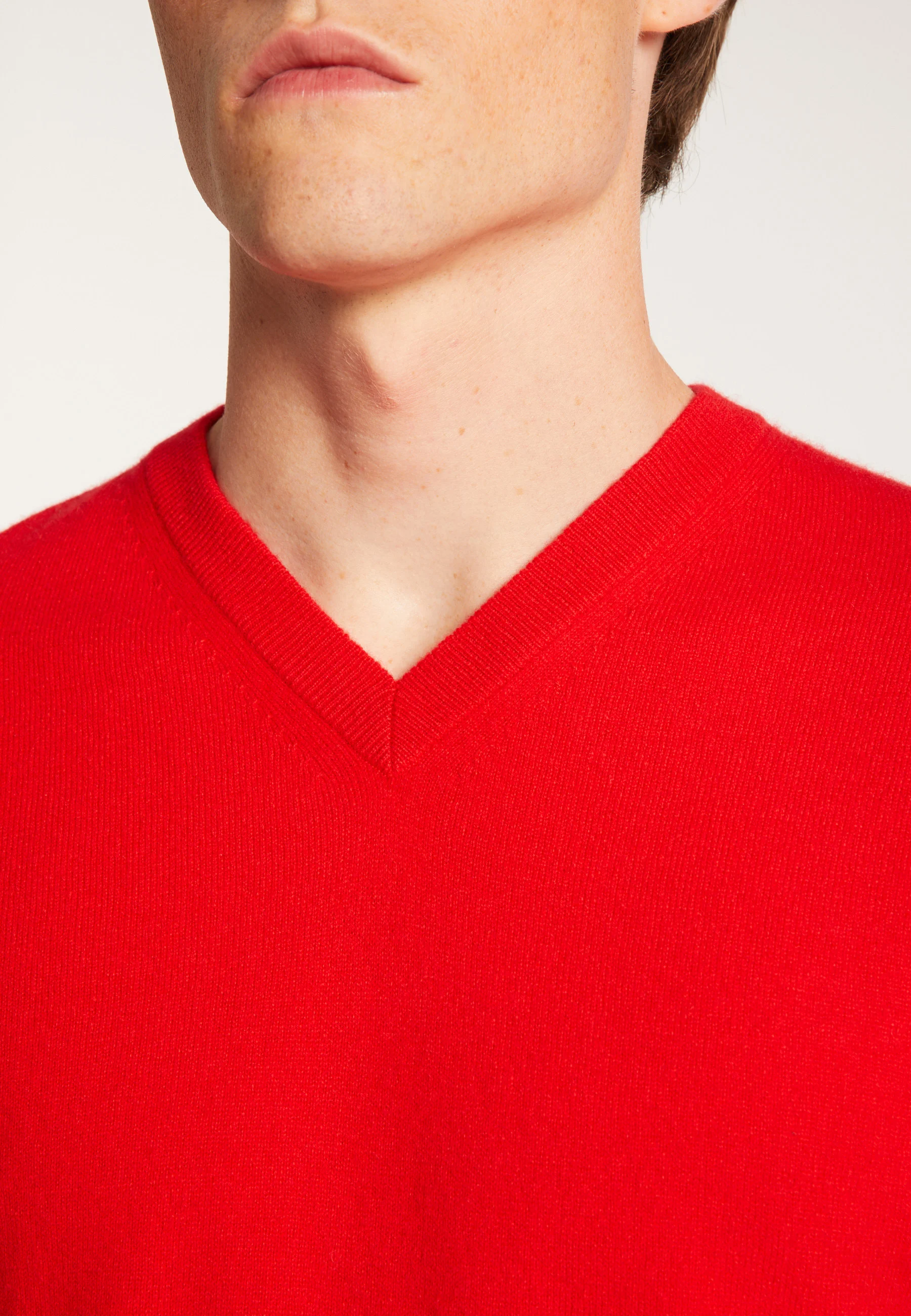 EVANNAH24 - Pull col v en cachemire | Rouge