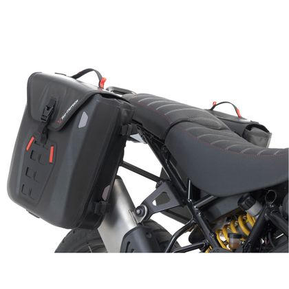 Sacoches cavalières SW-MOTECH SysBag WP M/M (17-23 litres/17-23 litres) complet avec support - Noir
