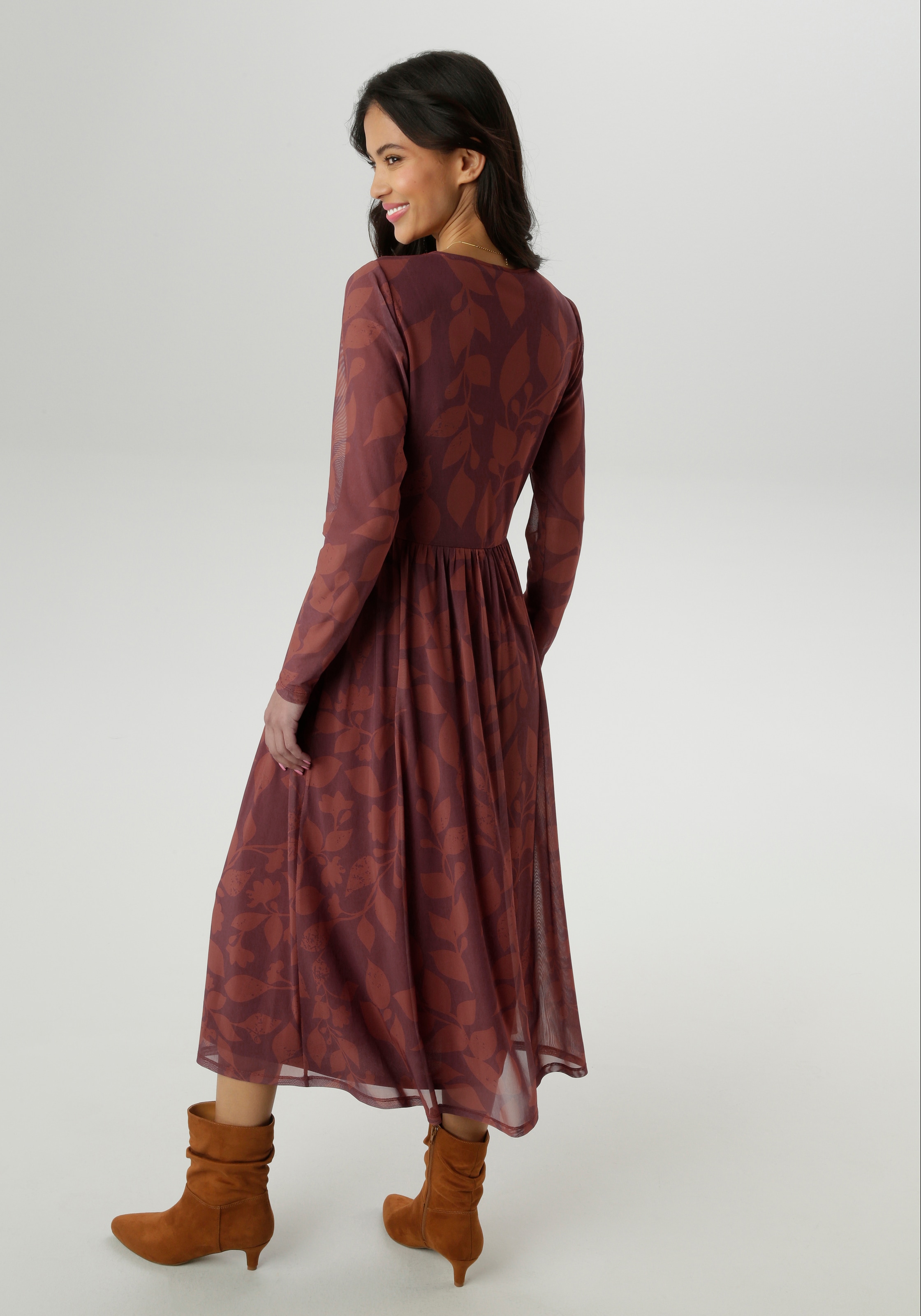 Aniston SELECTED Midikleid mit floralem Blättermuster in warmen Brauntönen - NEUE KOLLEKTION
