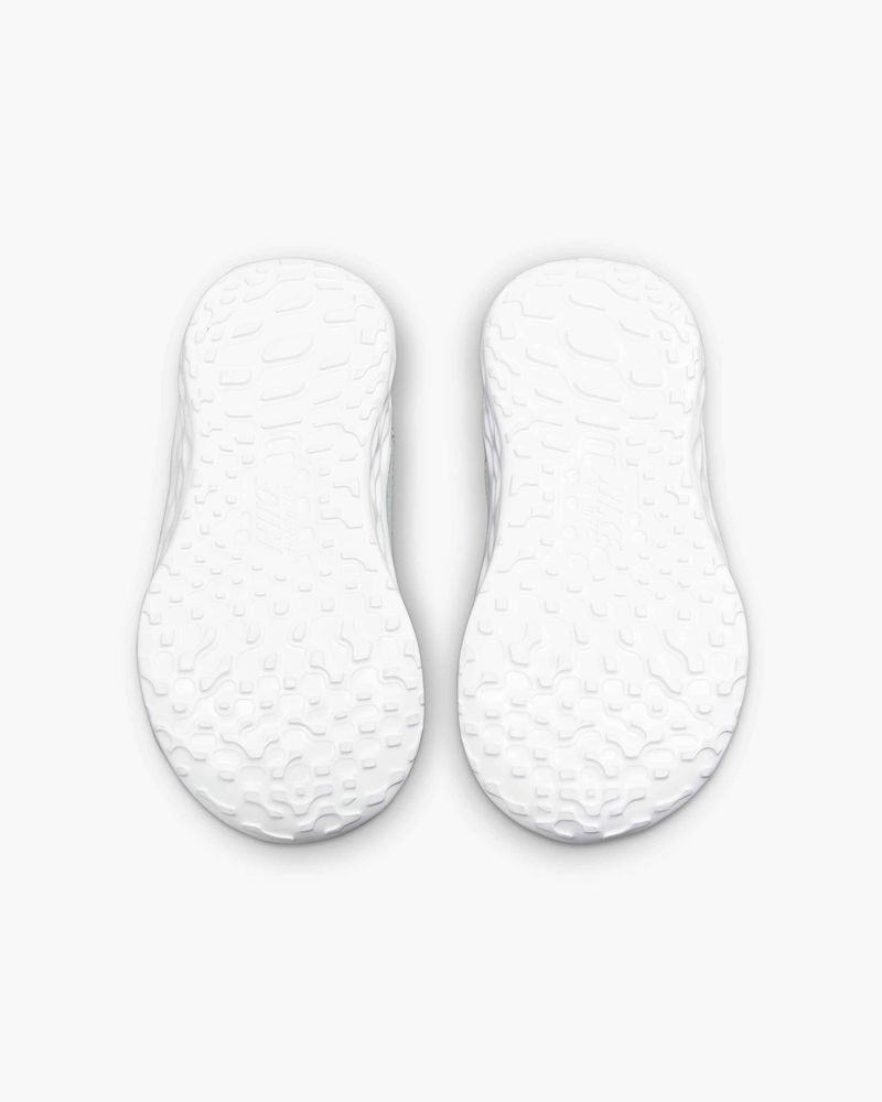 Chaussures Nike Revolution 6 Gris & Vert pour enfant