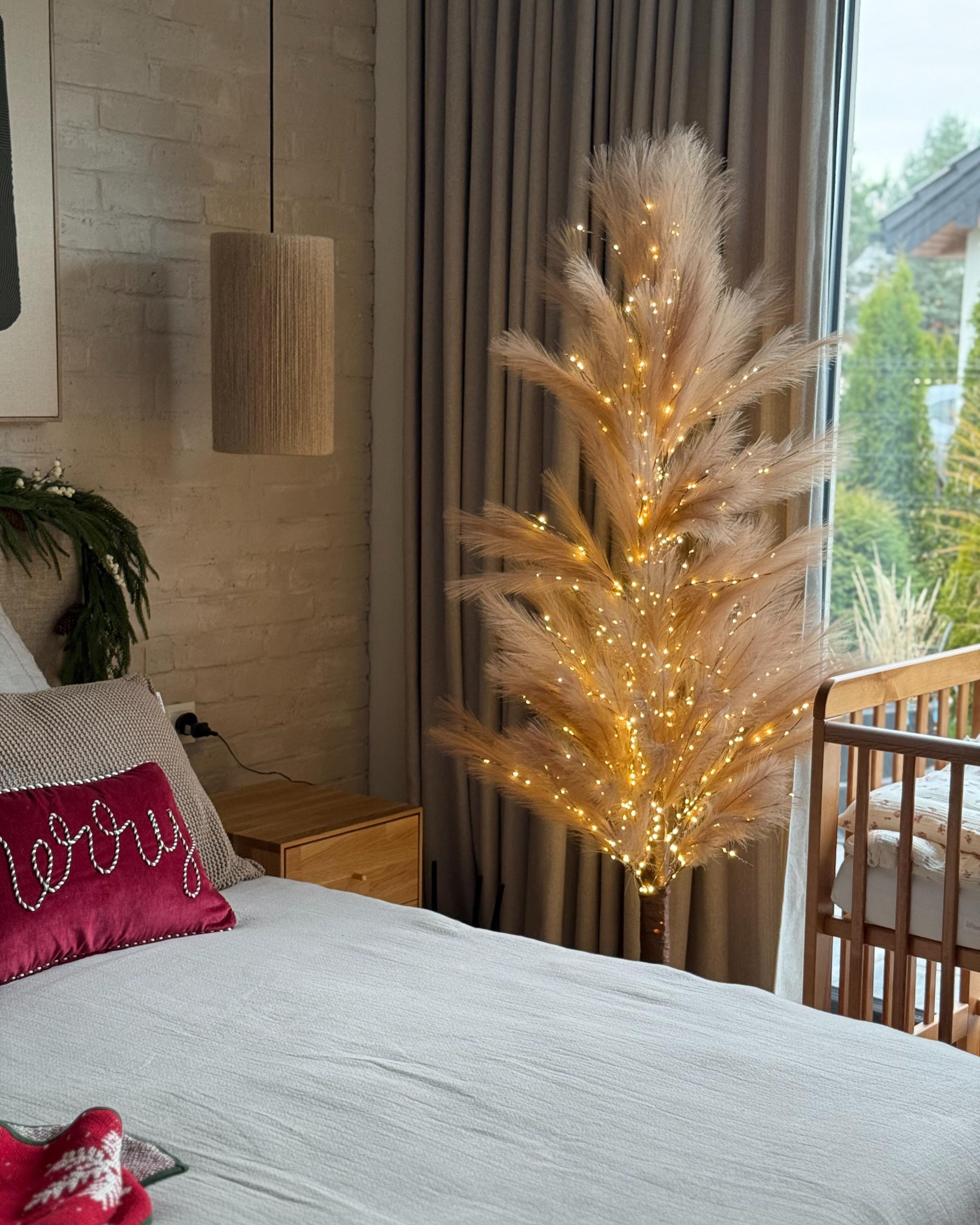 Buitendecoratie LED HAUGANES Kerstboom 190 cm Beige