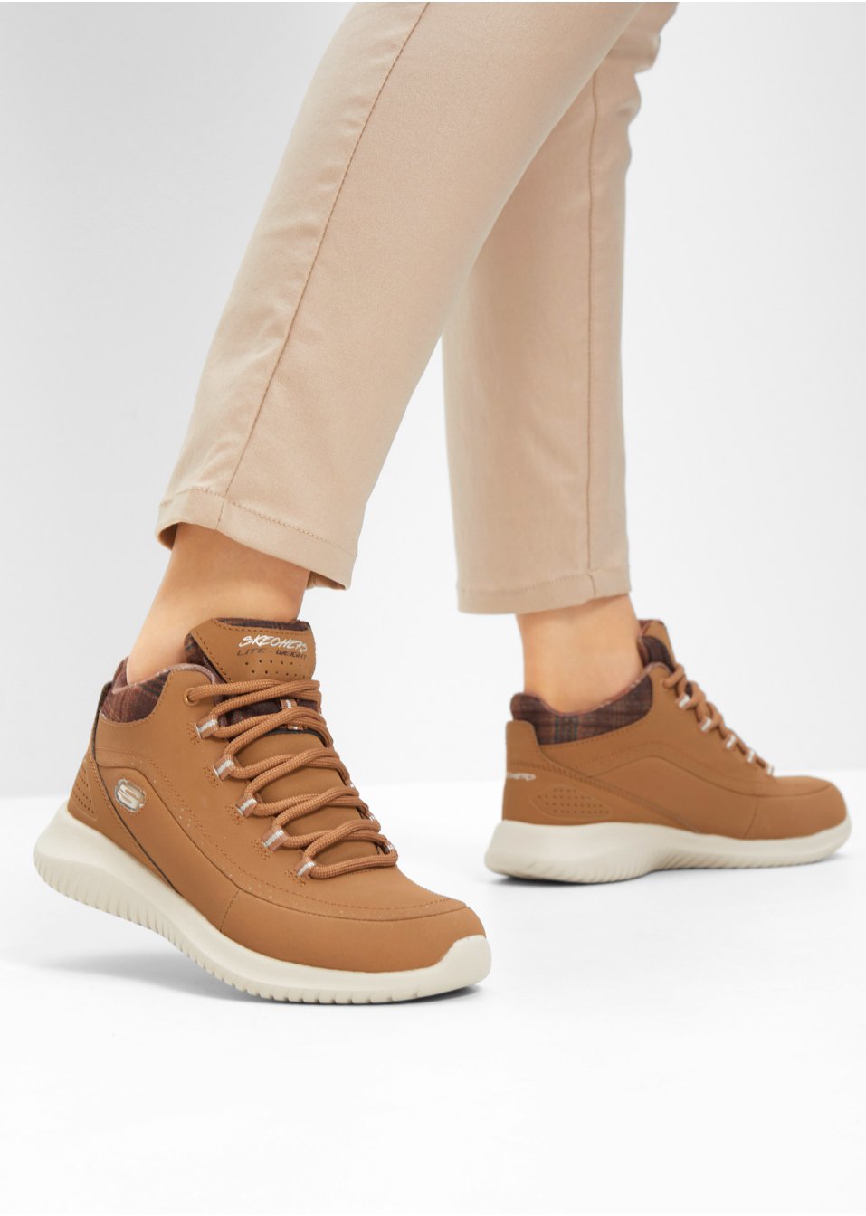 Baskets Skechers avec mémoire de forme