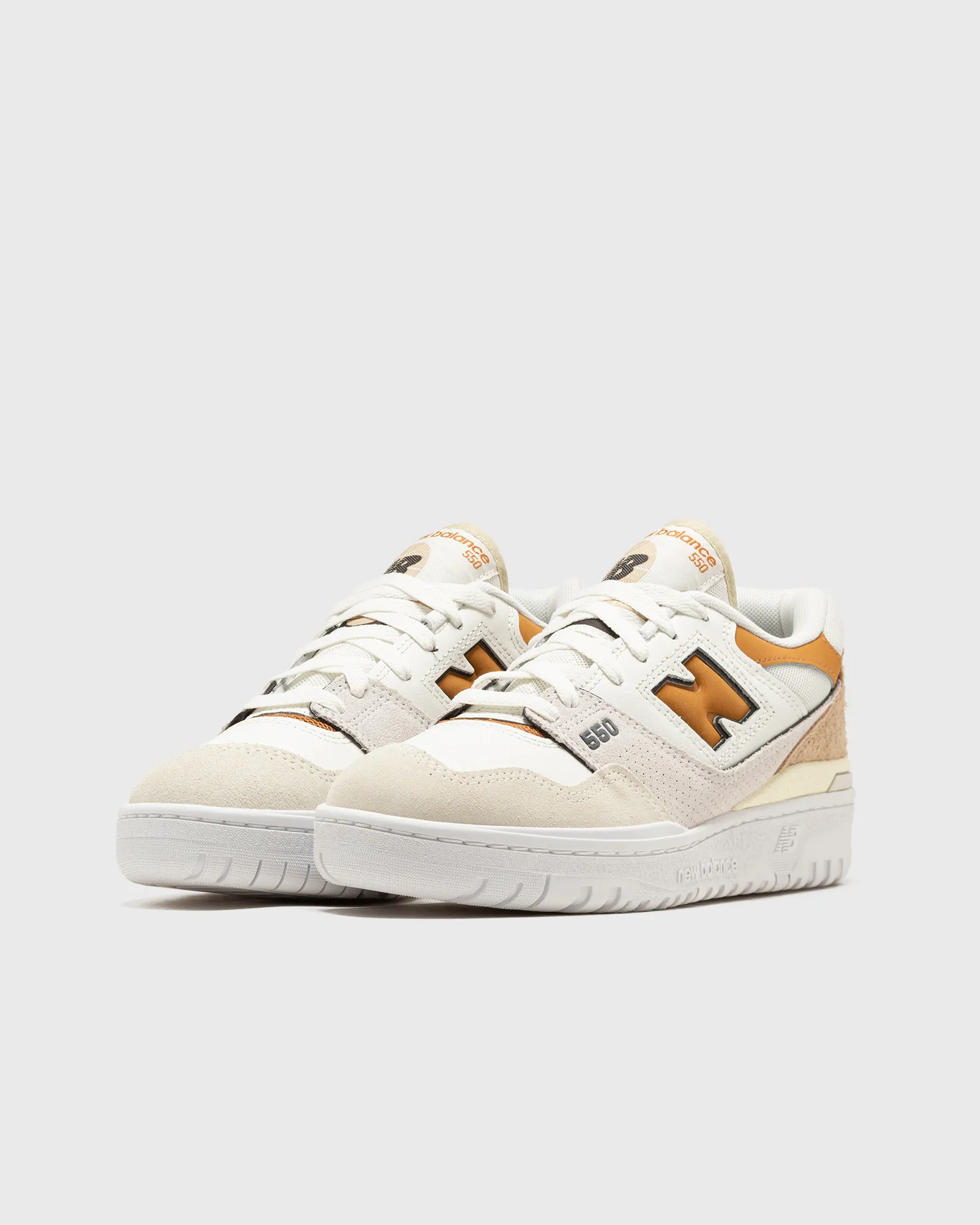 New Balance WMNS 550