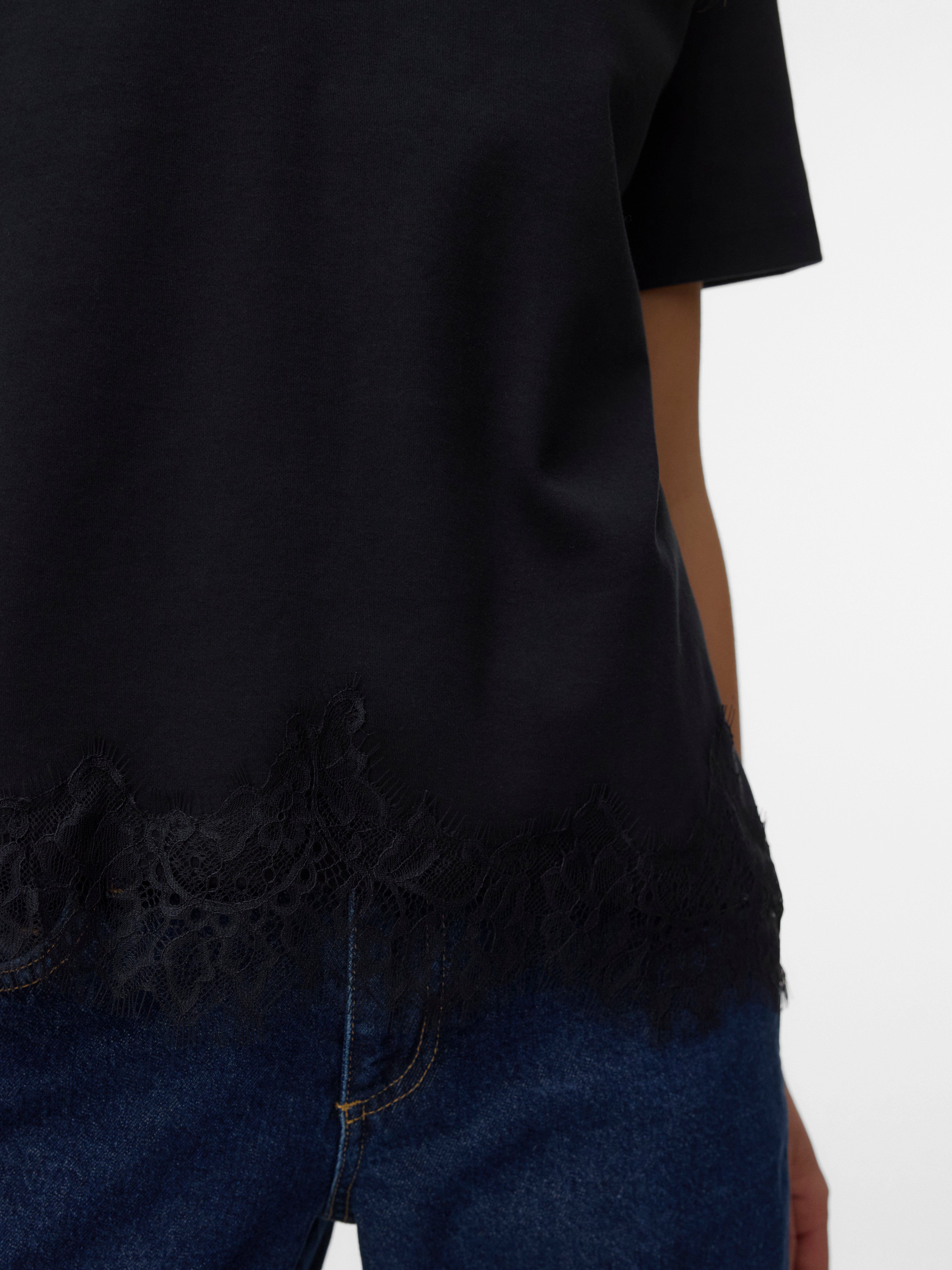 VMSARA T-shirts