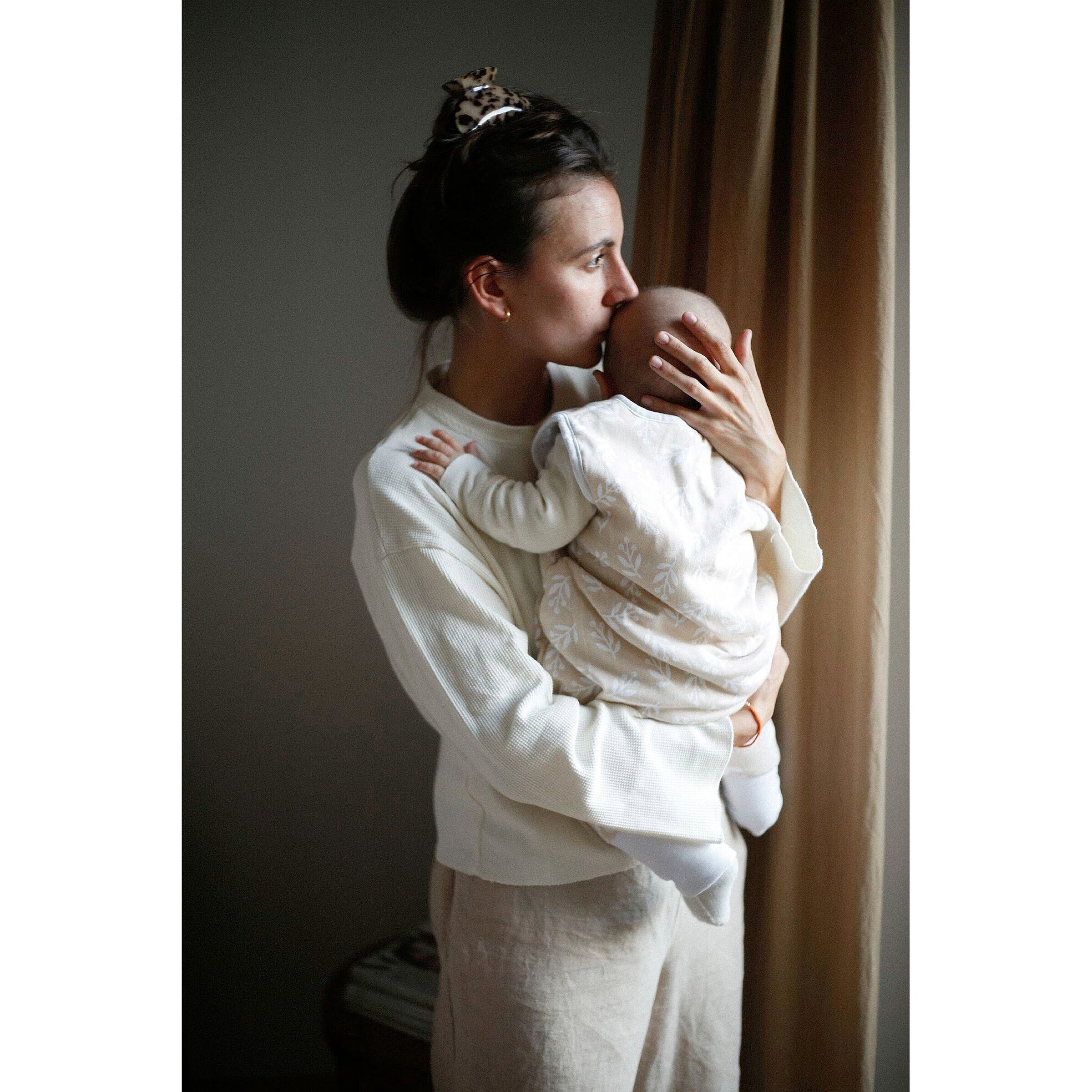 emma & noah Ganzjahres-Sleepoverall 2.5 TOG Floral Sand