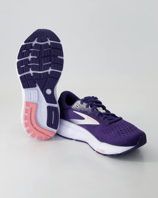 Brooks Ghost Sportschuhe in Lila
