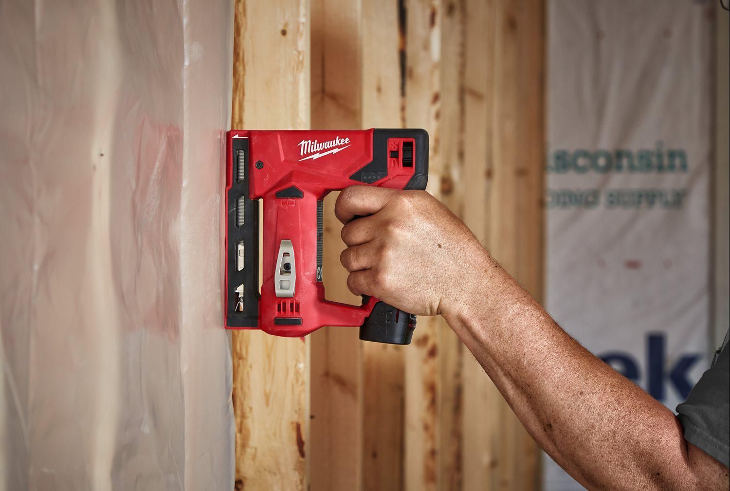 Milwaukee M12 BST-0 Accu Niettacker 12V Basic Body- 4933459634