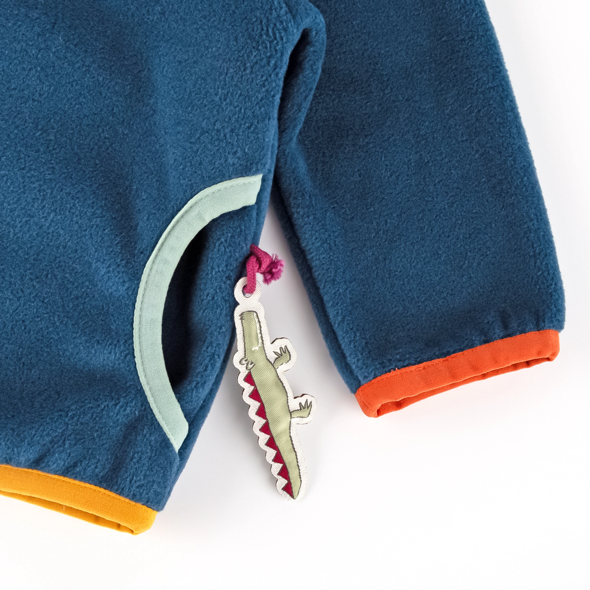 Kapuzen-Fleecejacke B - WILD CROCODILE in blau