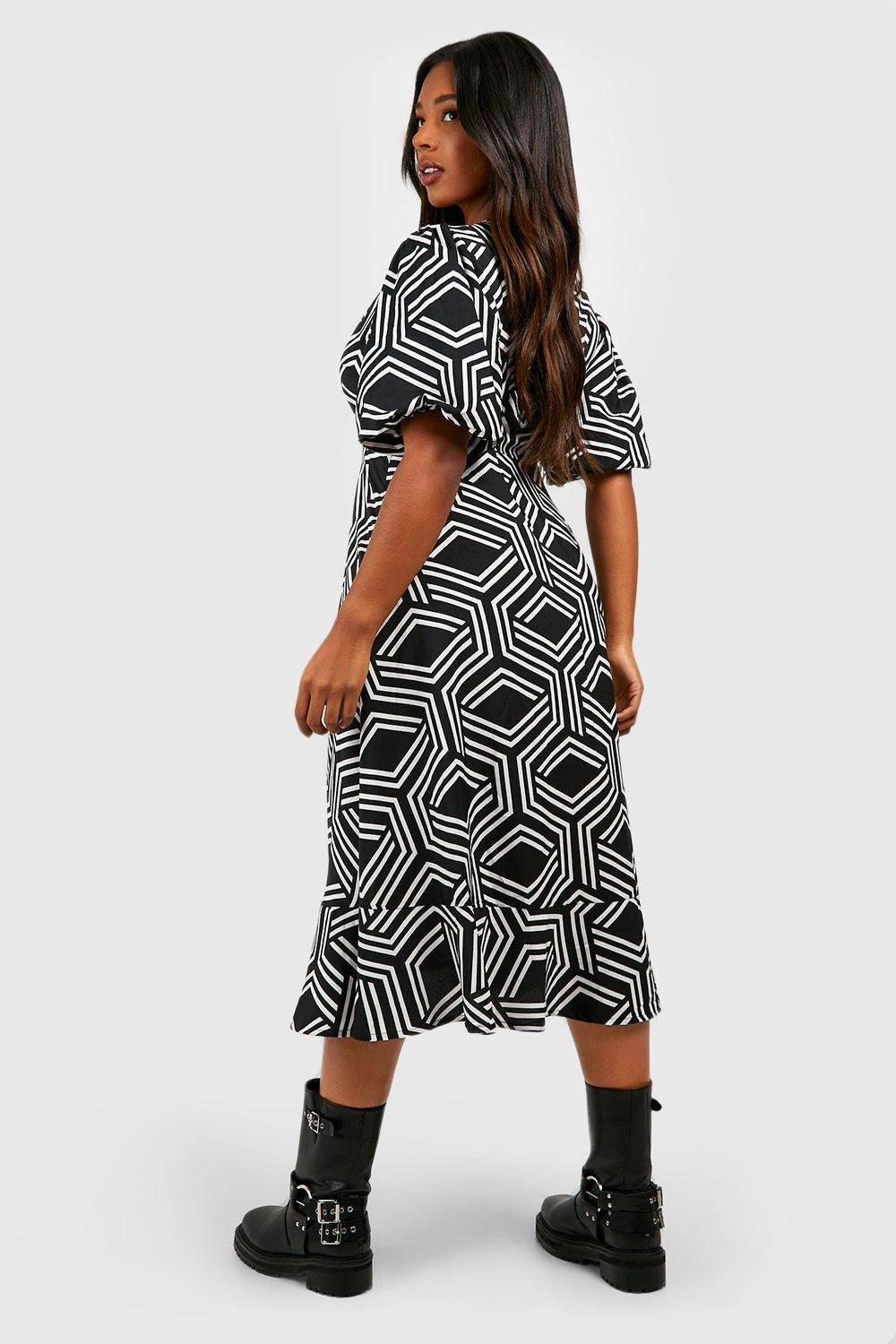 boohoo Robe Midi Smock à Imprimé Mono Plus