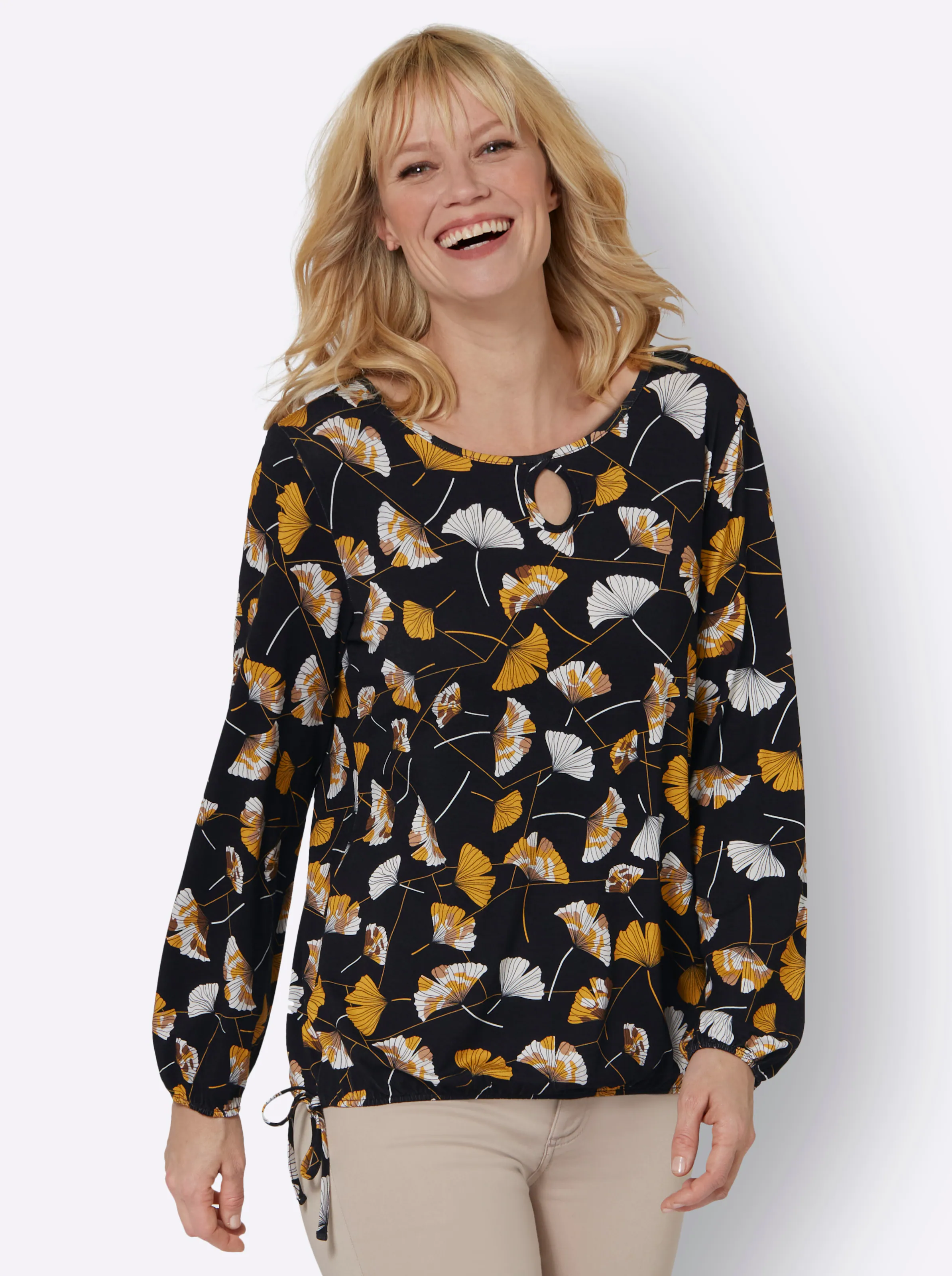 Langarmshirt in schwarz-ocker-bedruckt