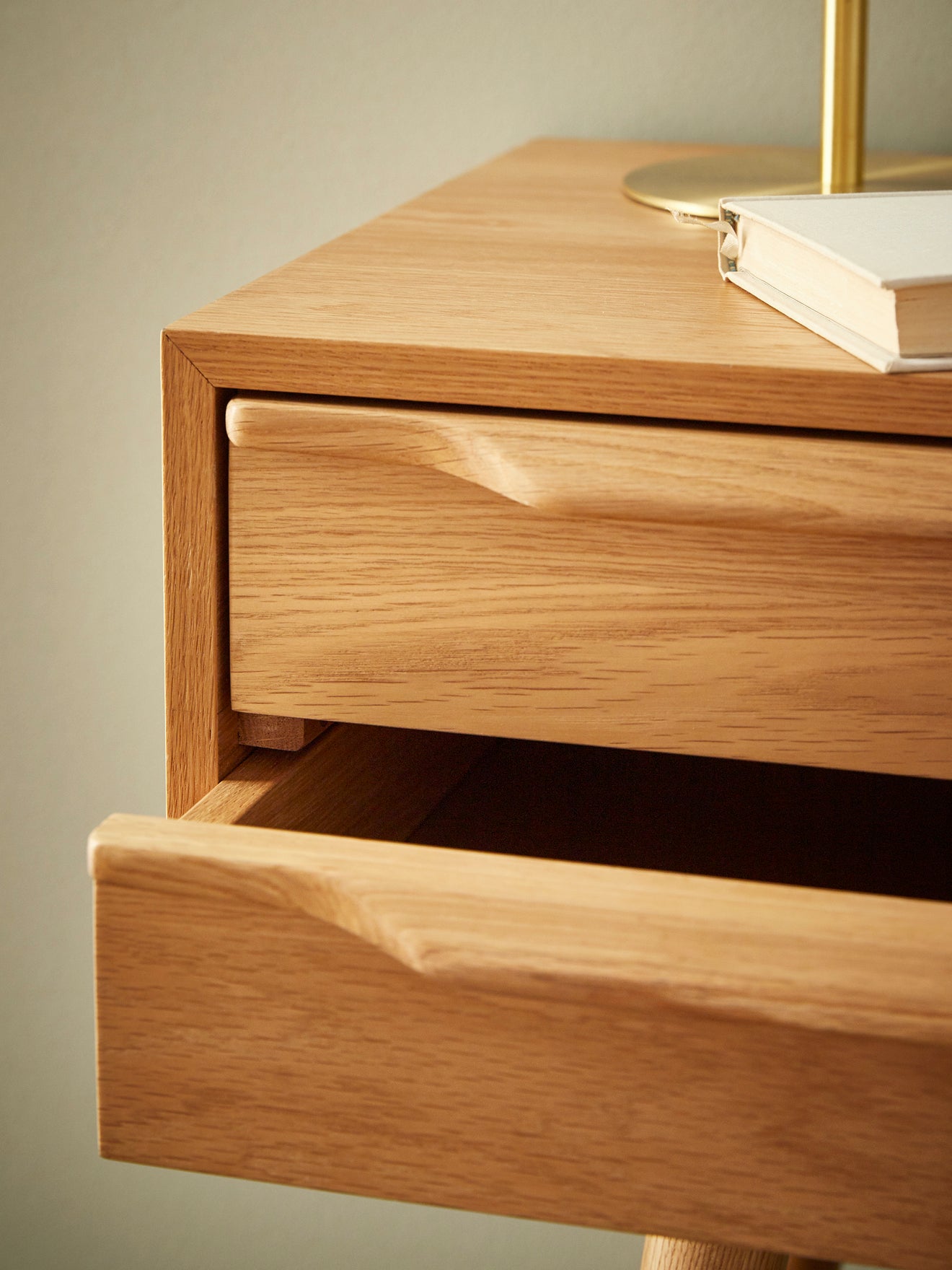Meuble banquette en chêne
