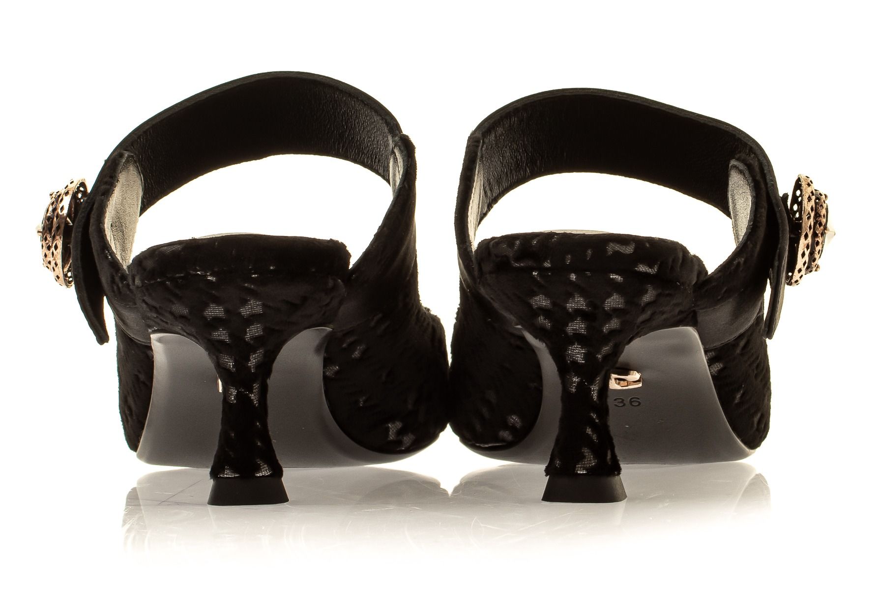 Lola Cruz -Kaia Mules 55