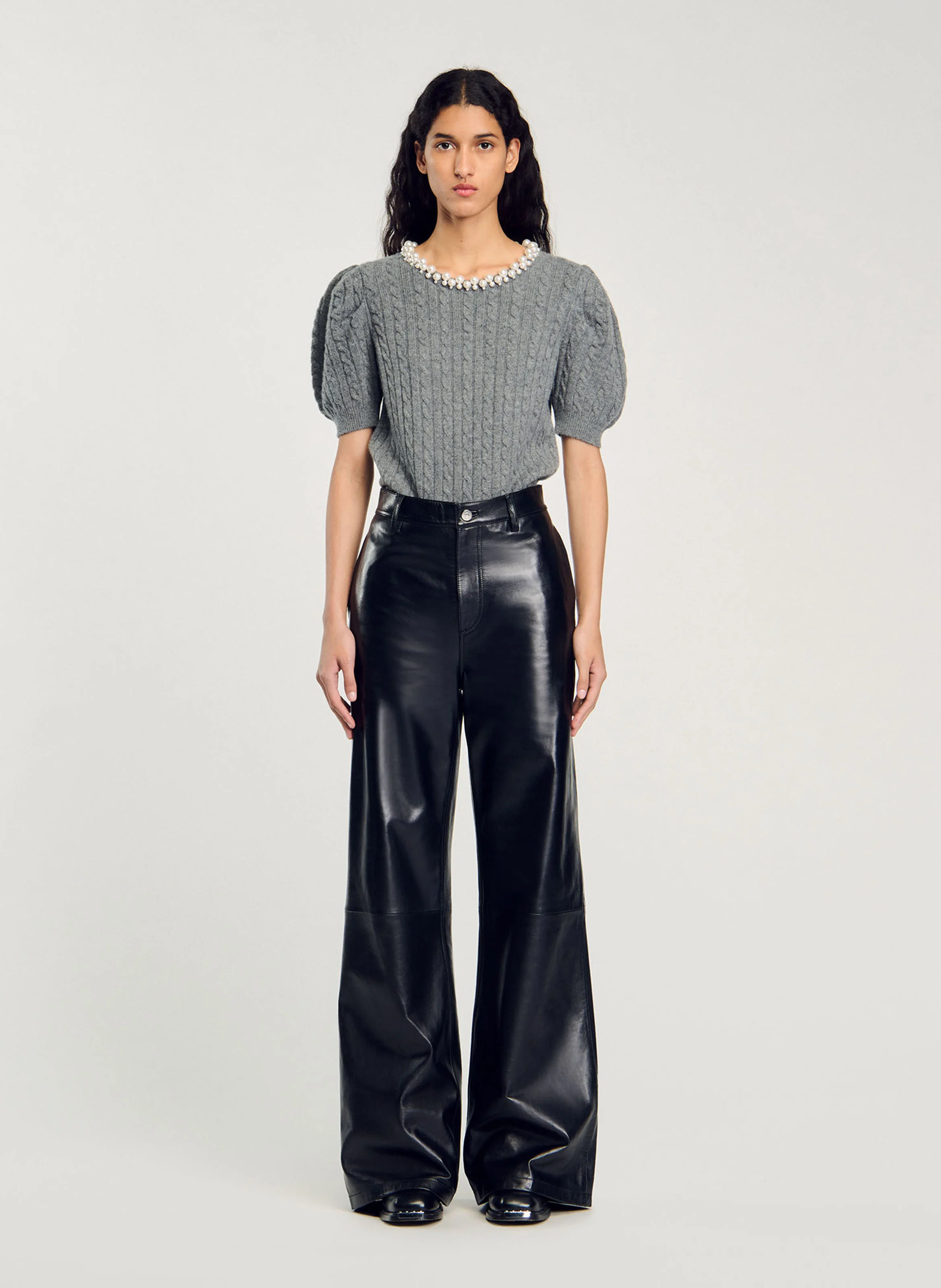 Pull court à encolure ronde en laine mélangée | Gris