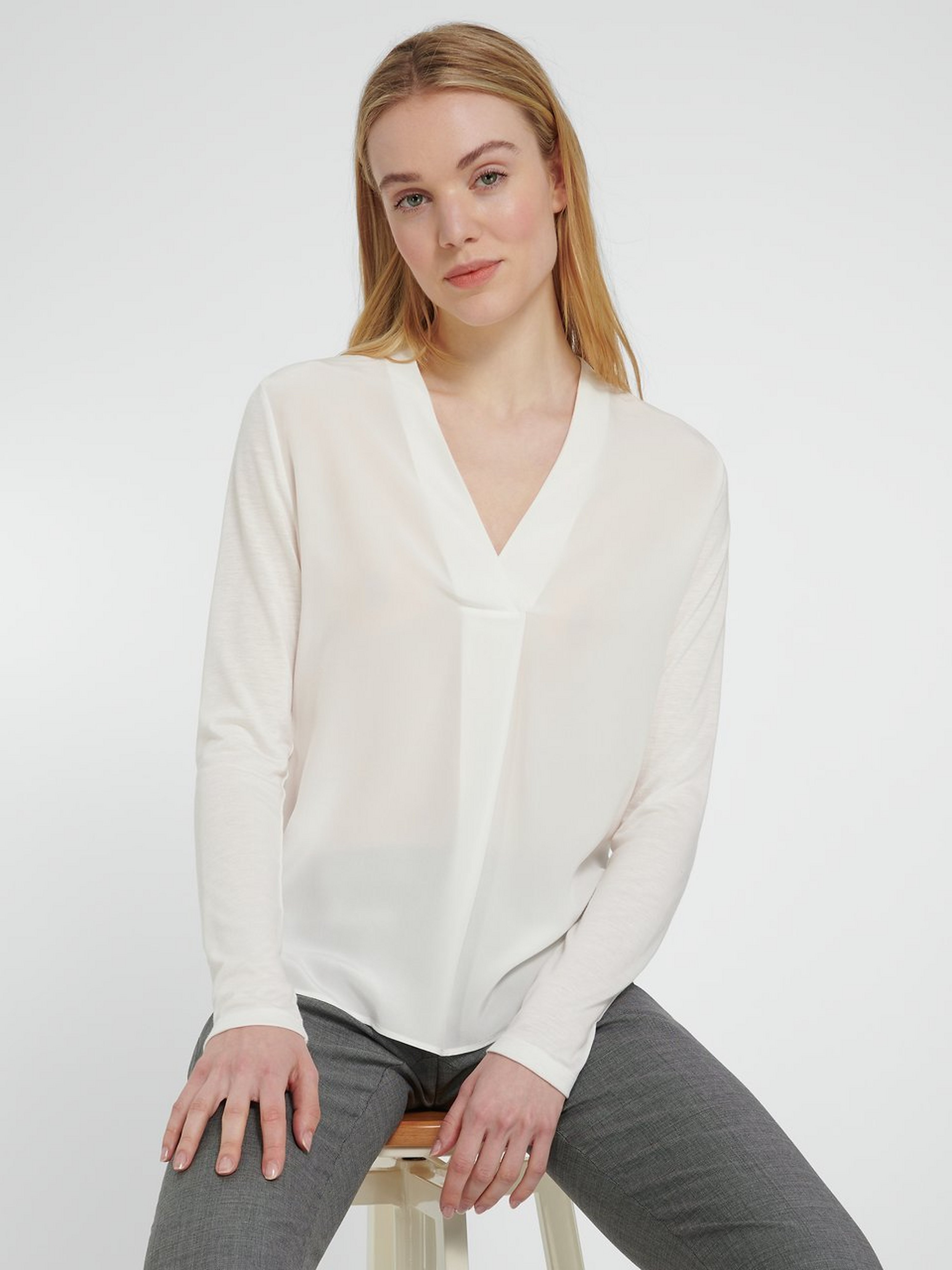 Bluse mit V-Ausschnitt