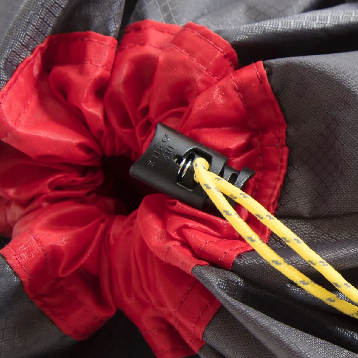Helsport Sled bag for tent Red
