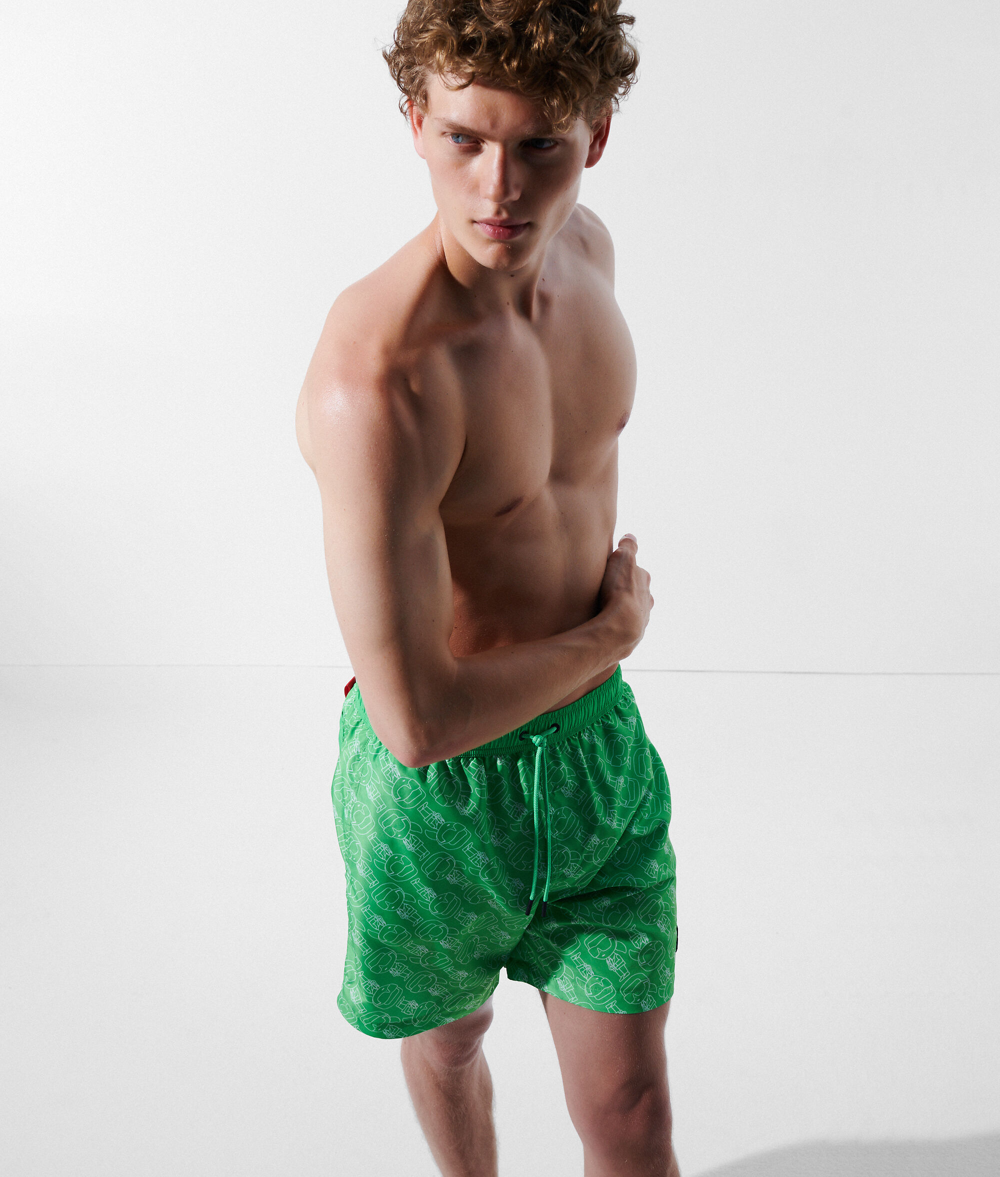 SHORT DE SURF IMPRIMÉ KARL IKONIK FAÇON ALL-OVER