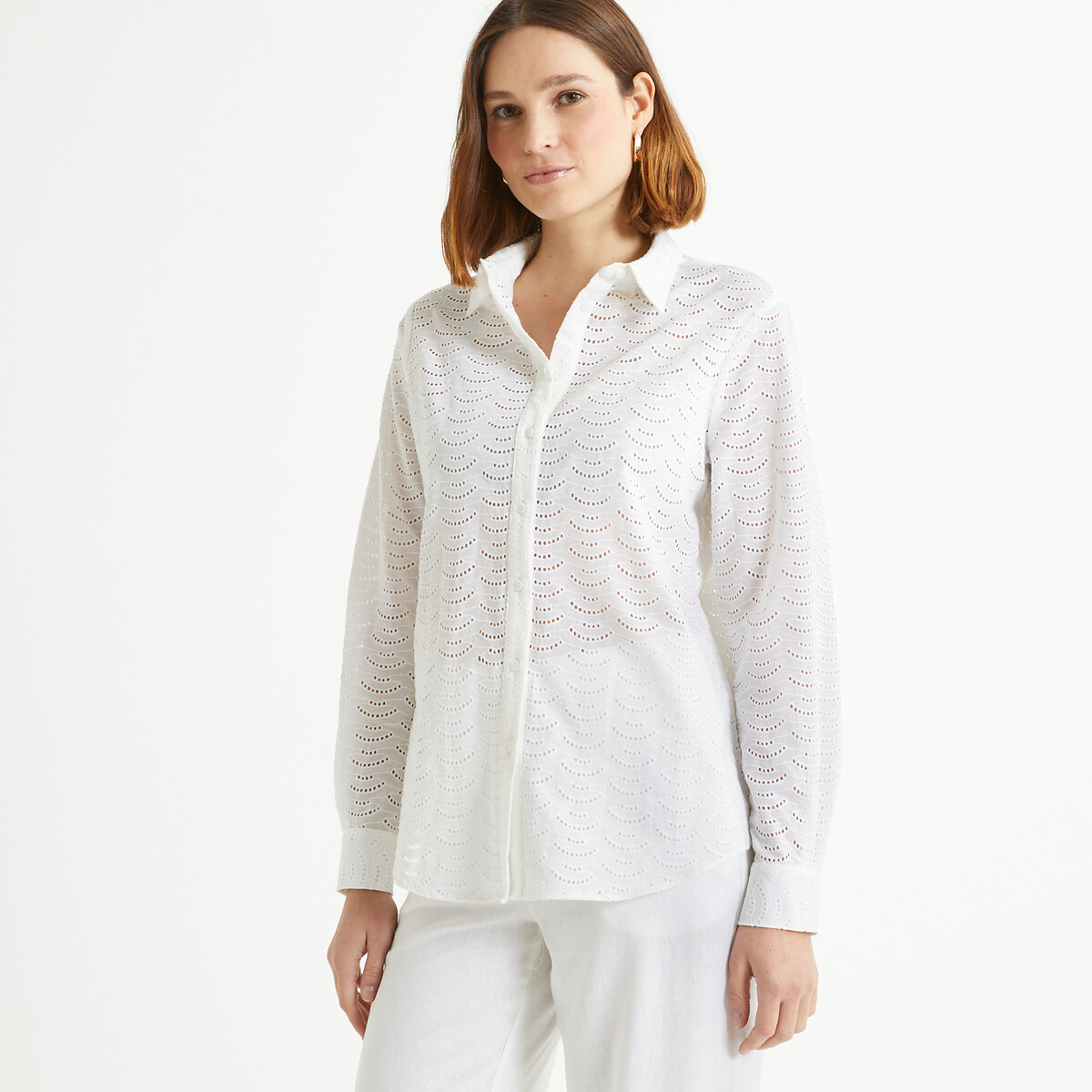 ANNE WEYBURN<br>Camisa em renda inglesa, mangas compridas