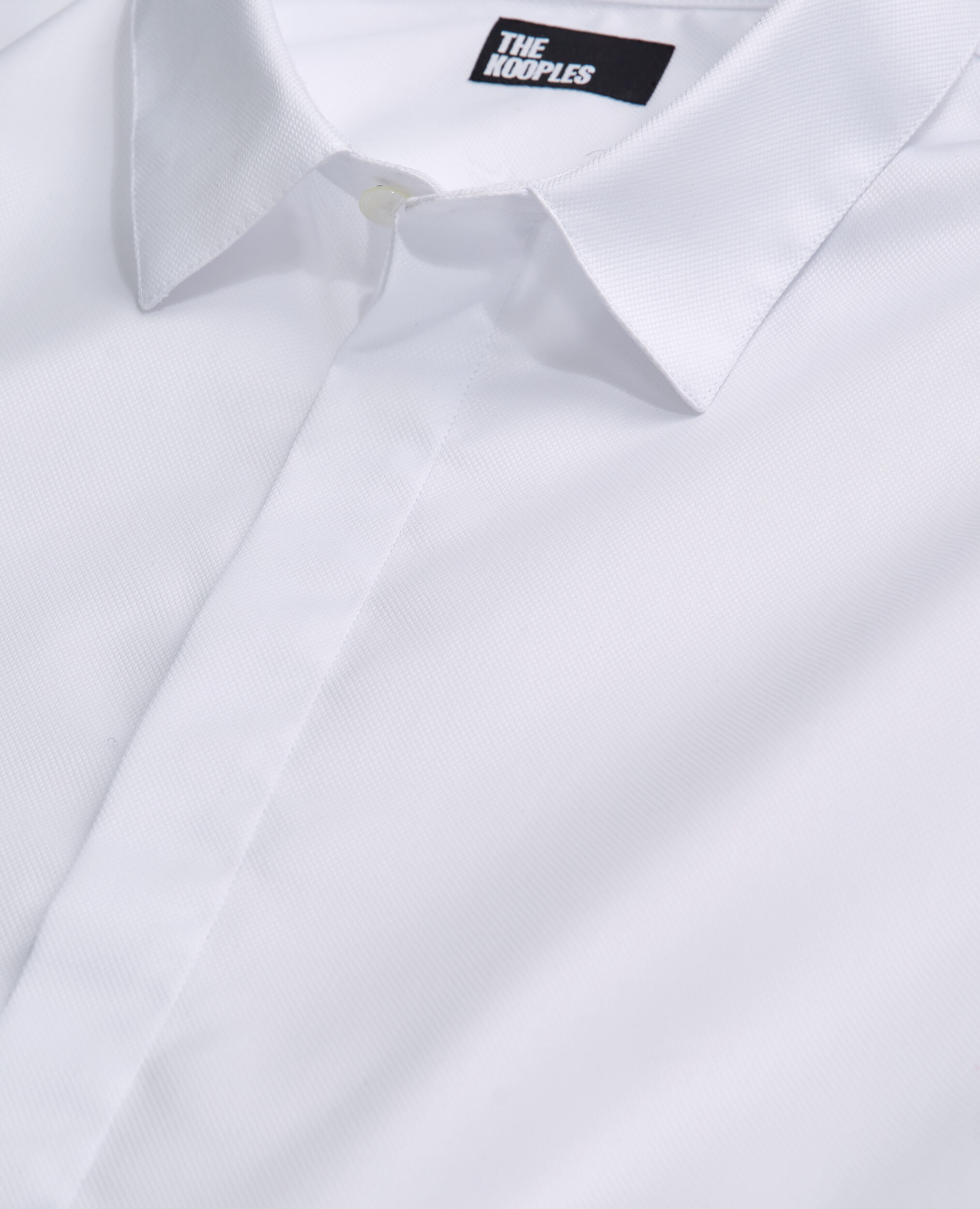 Chemise formelle blanche